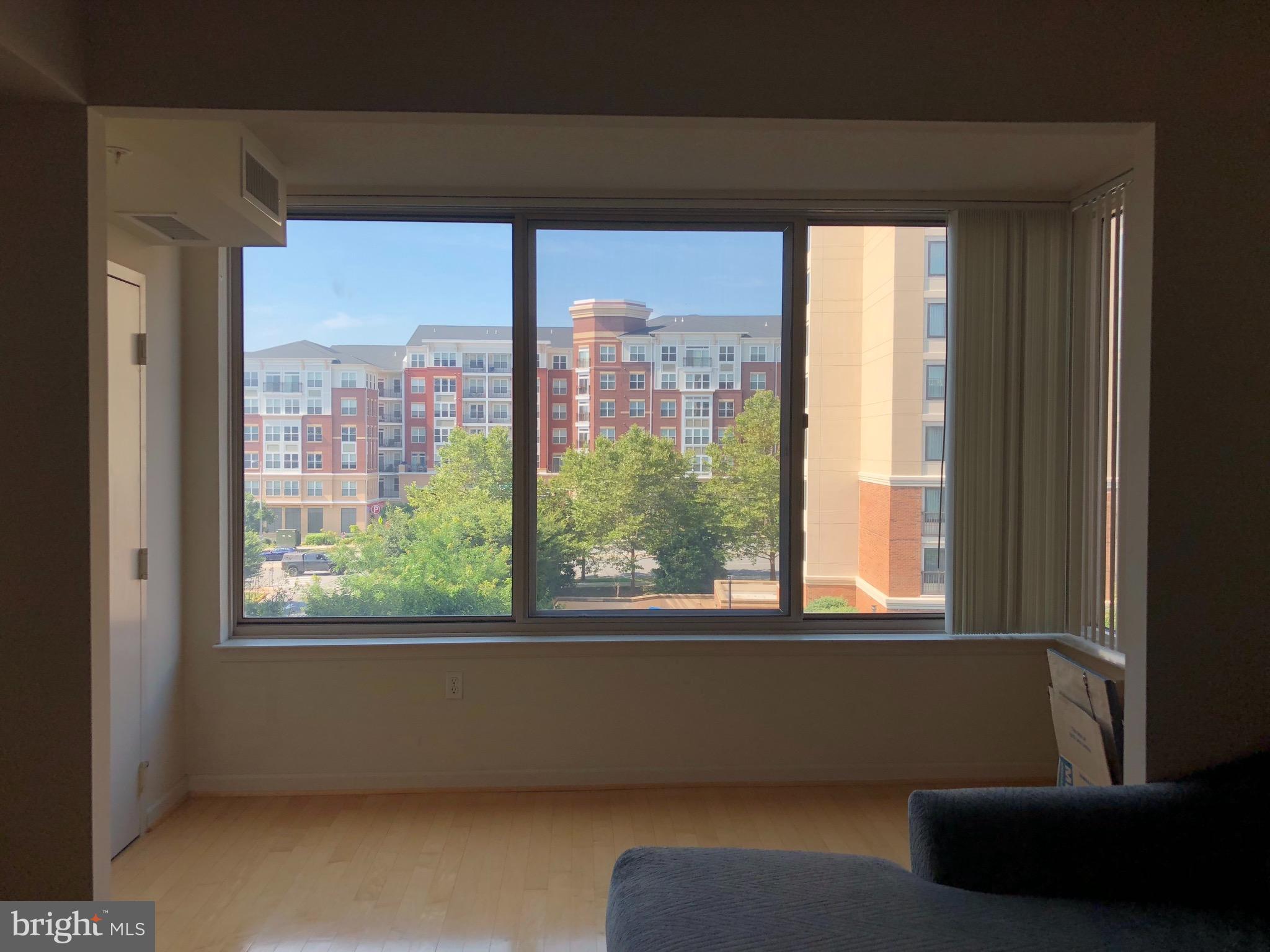 WILTON HOUSE - Residential Lease