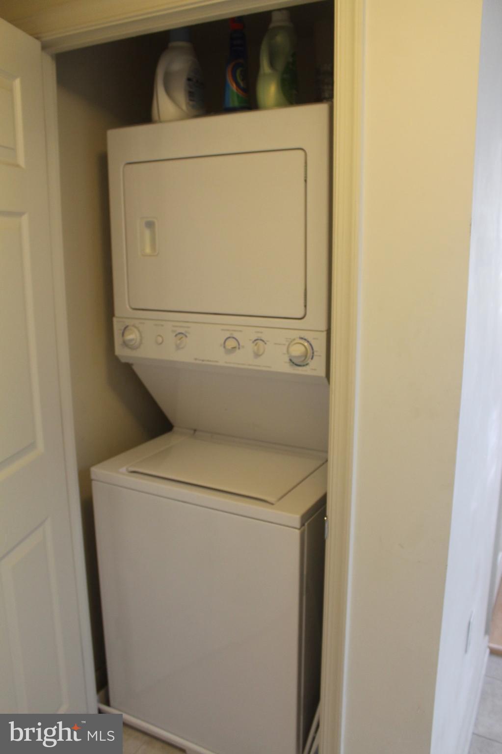 WILTON HOUSE - Residential Lease