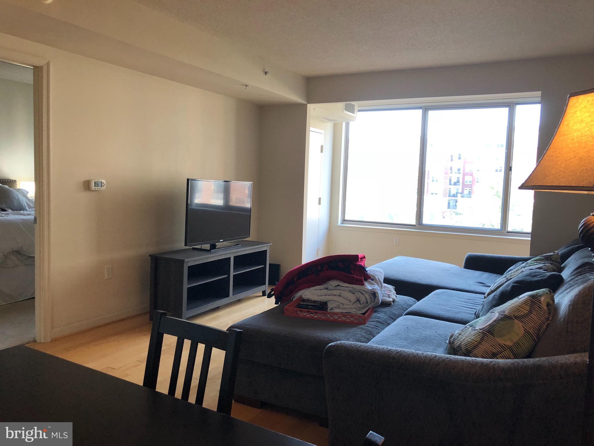 WILTON HOUSE - Residential Lease