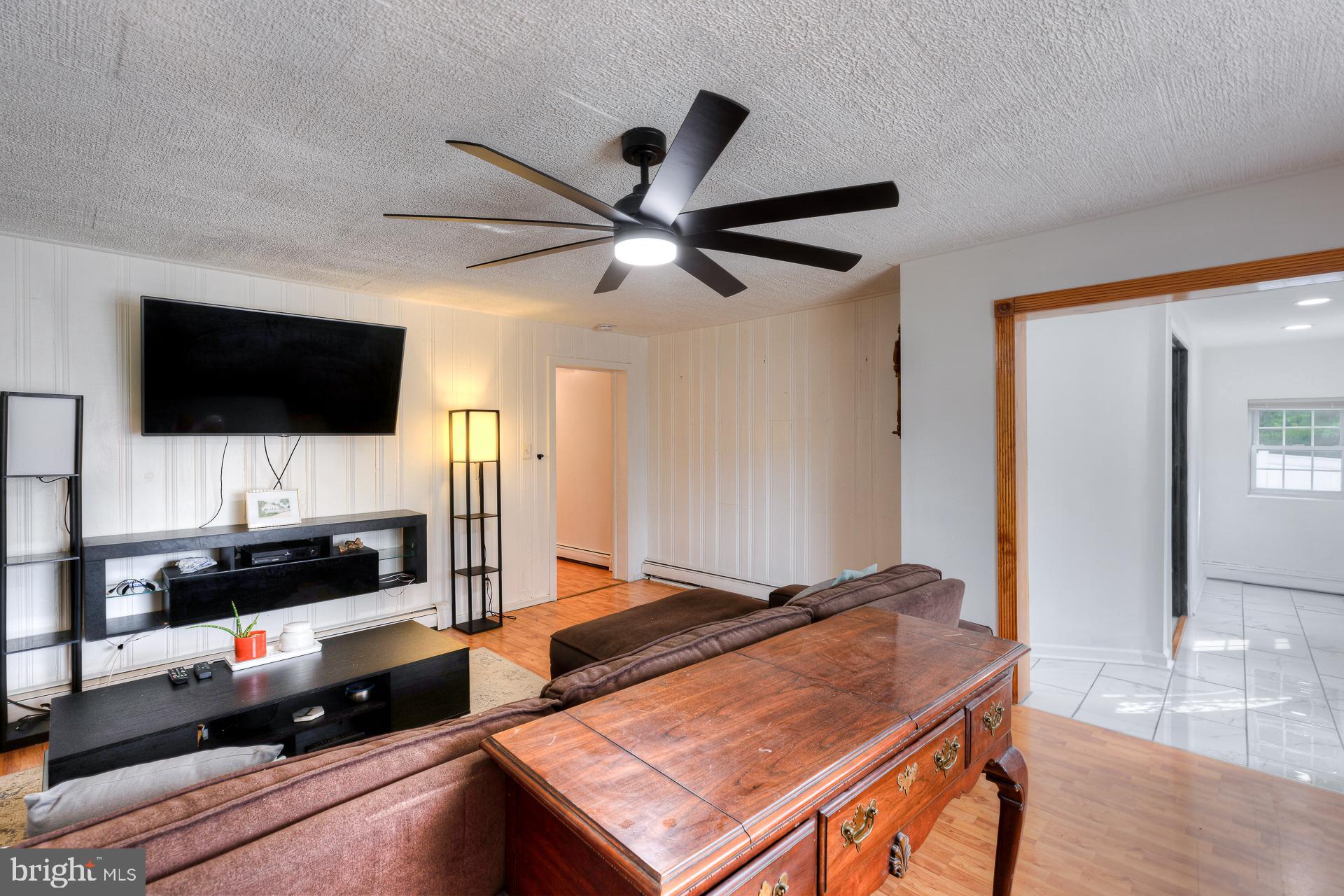 ROXBOROUGH - Residential