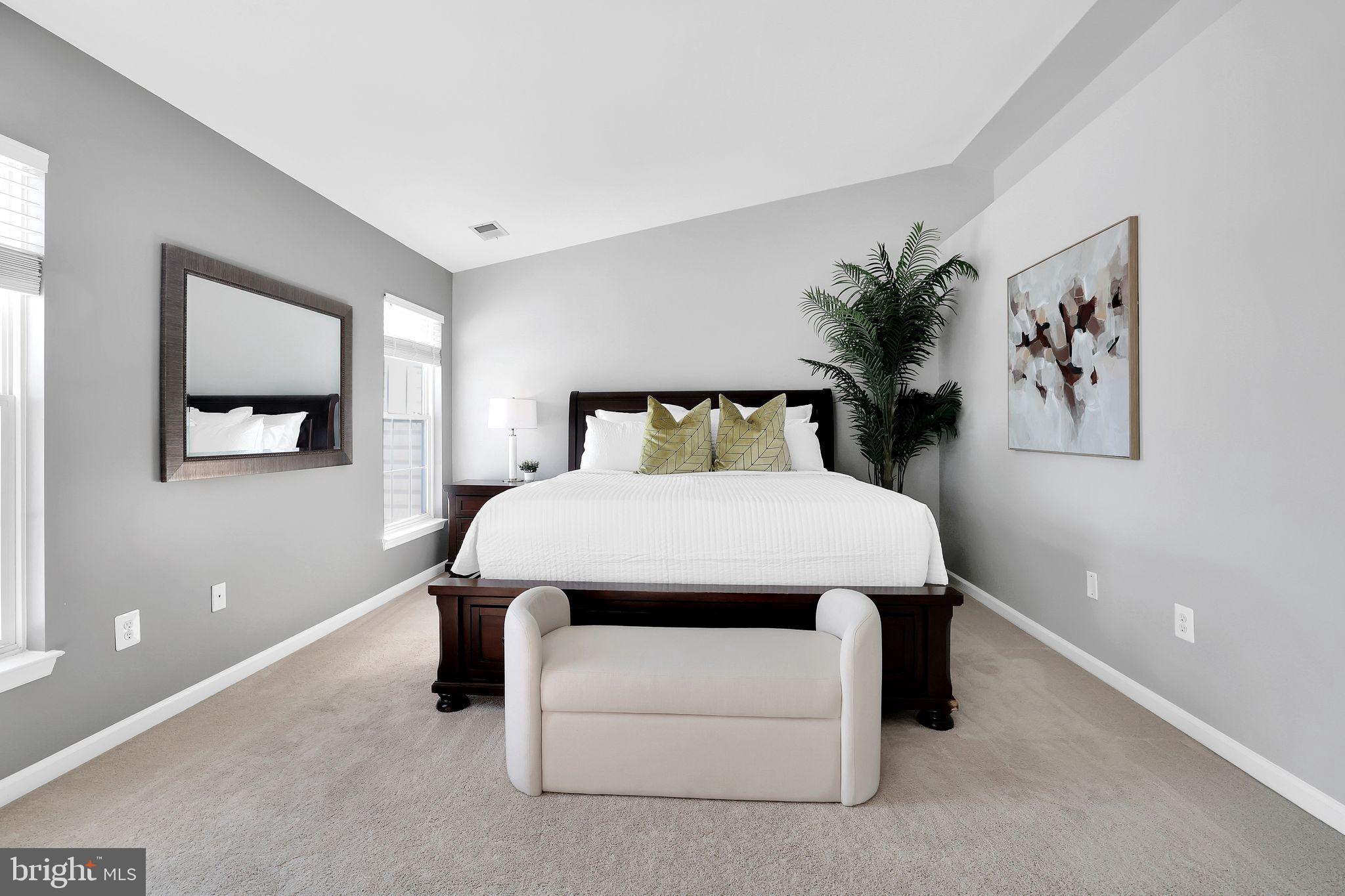 STRATFORD - Residential