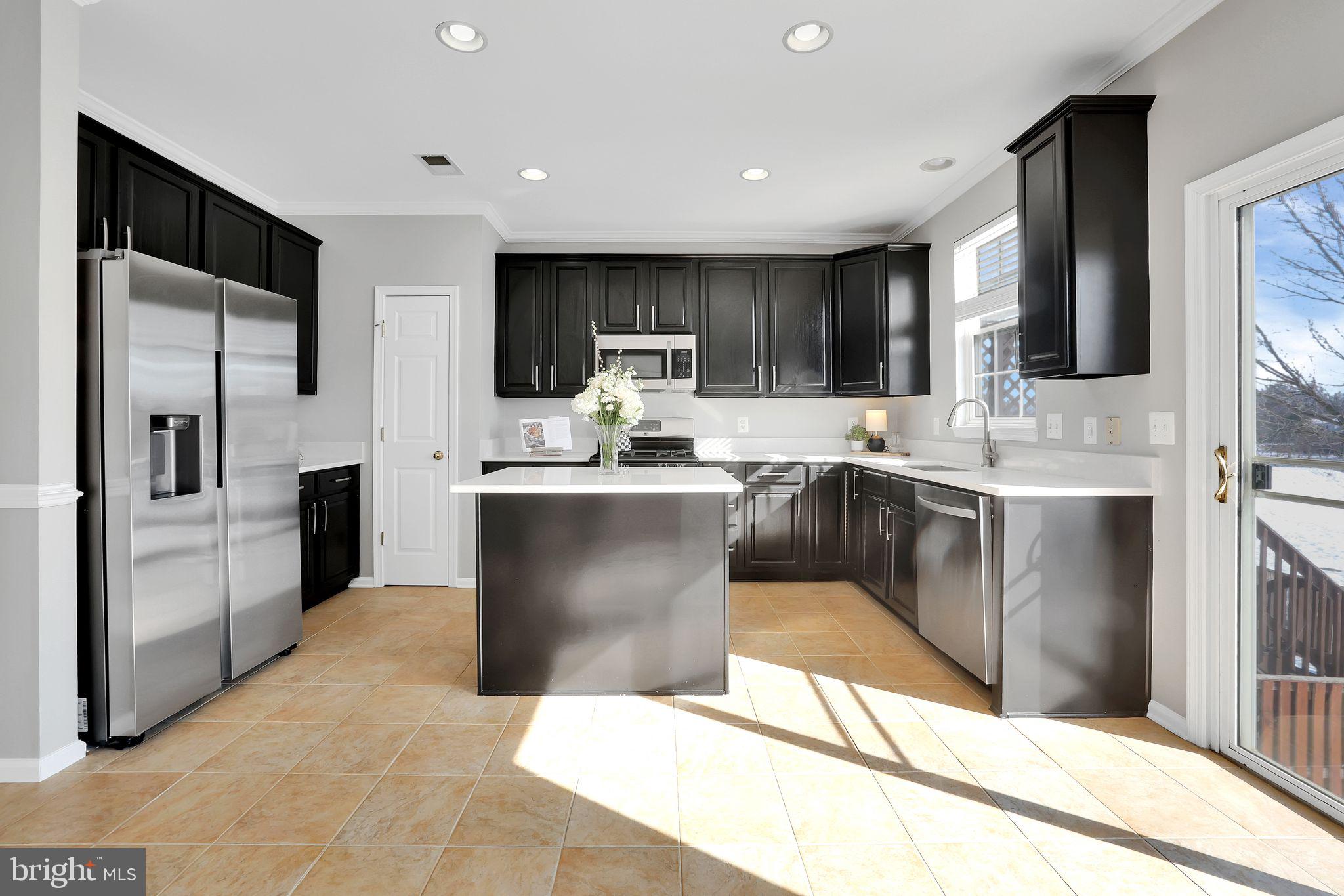 STRATFORD - Residential