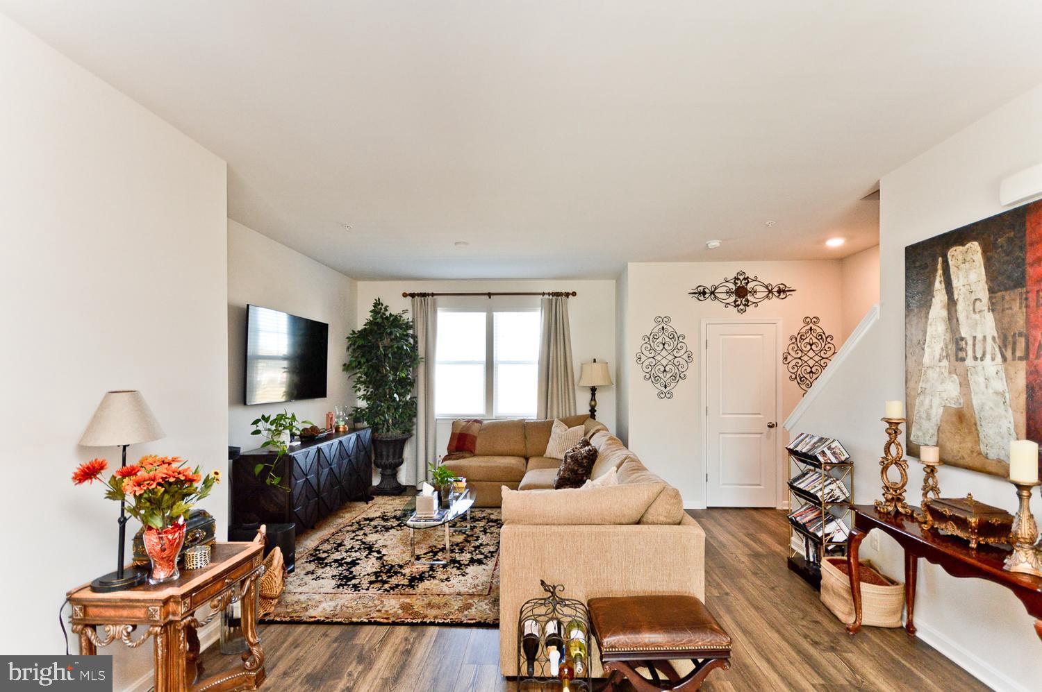 WOODMORE OVERLOOK - Residential