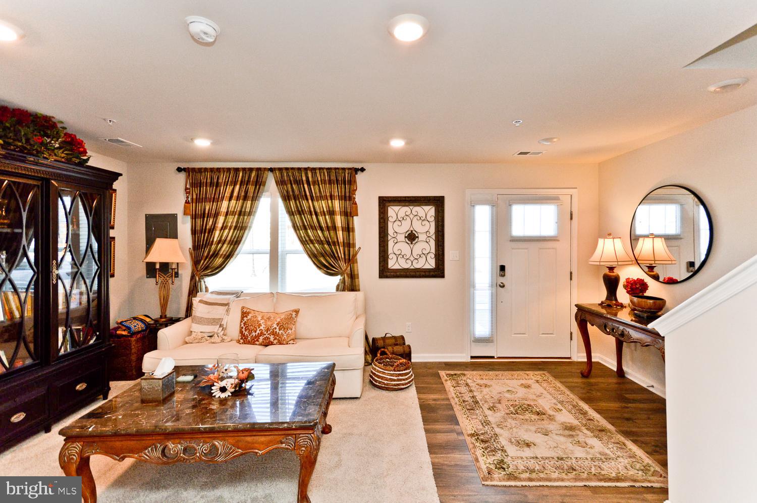 WOODMORE OVERLOOK - Residential