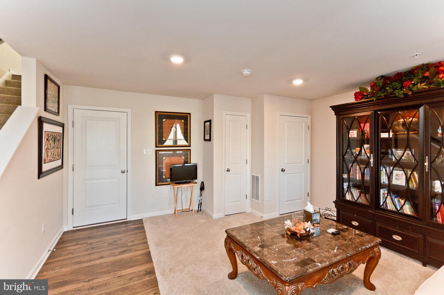 WOODMORE OVERLOOK - Residential