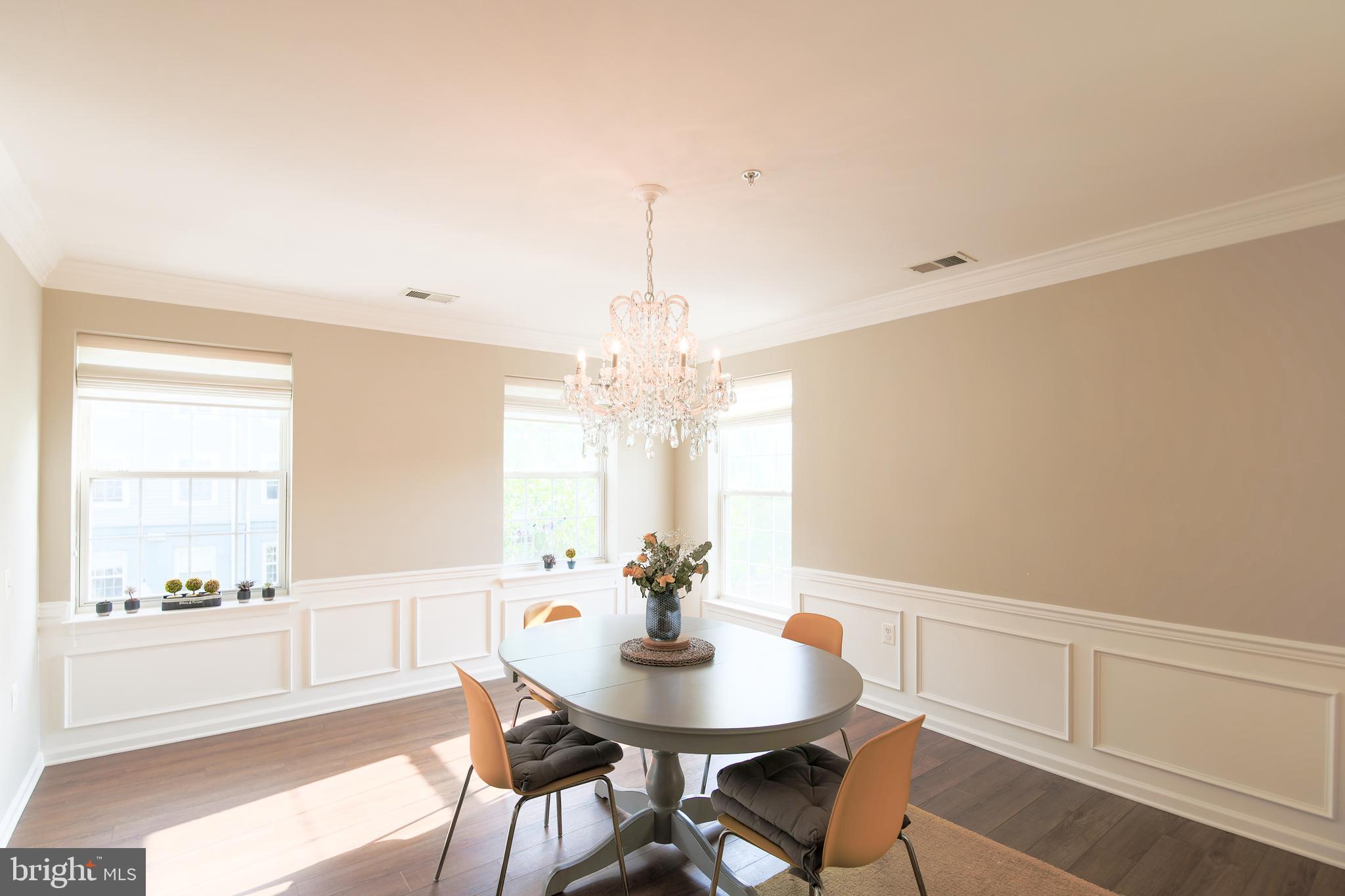 OLD TOWN VILLAGE - Residential Lease