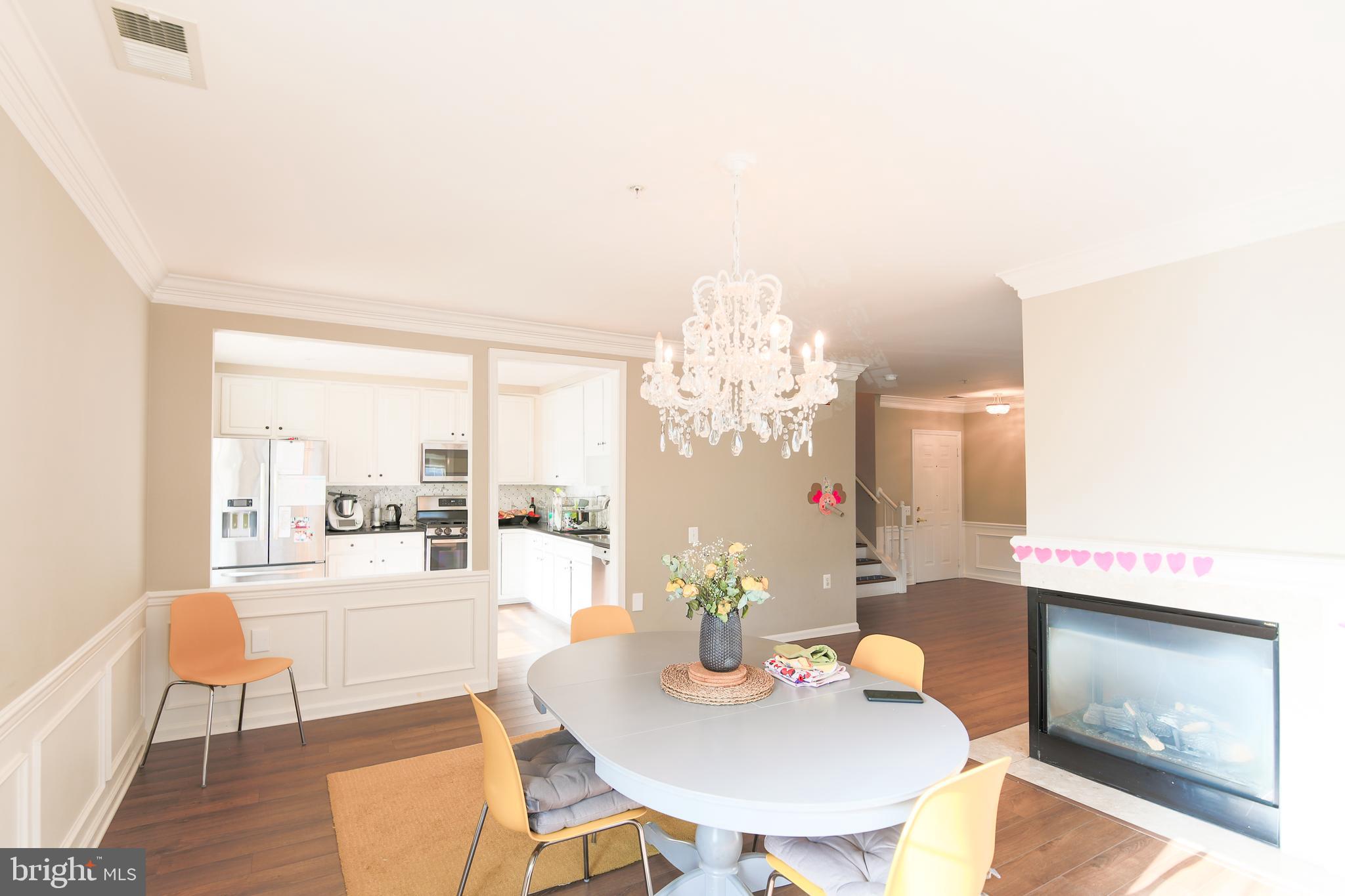 OLD TOWN VILLAGE - Residential Lease