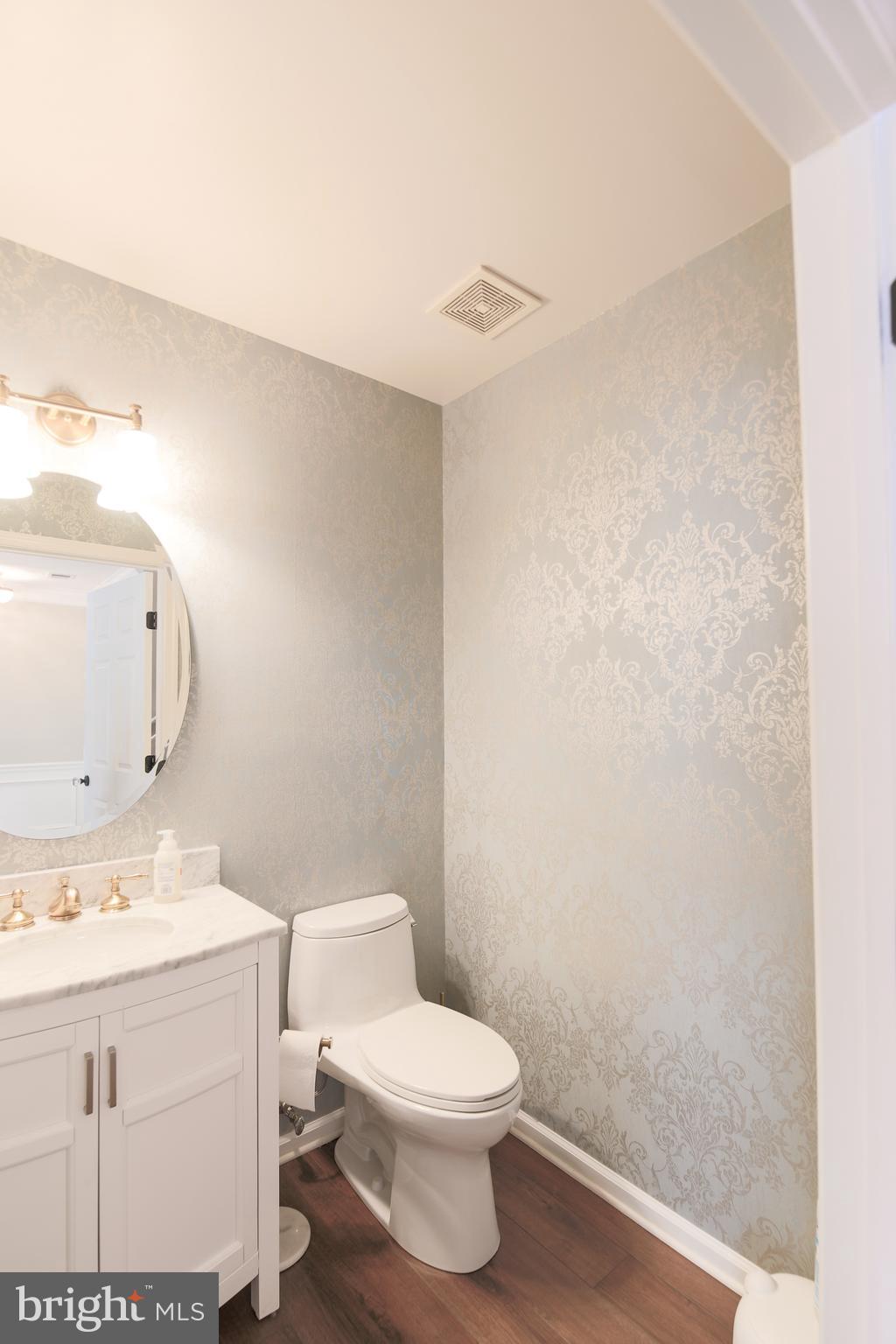 OLD TOWN VILLAGE - Residential Lease