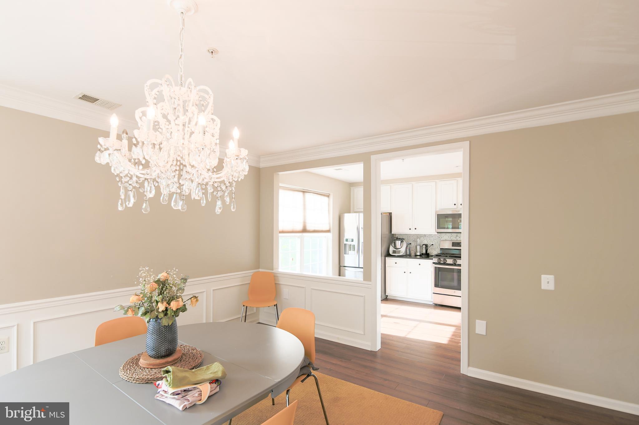 OLD TOWN VILLAGE - Residential Lease