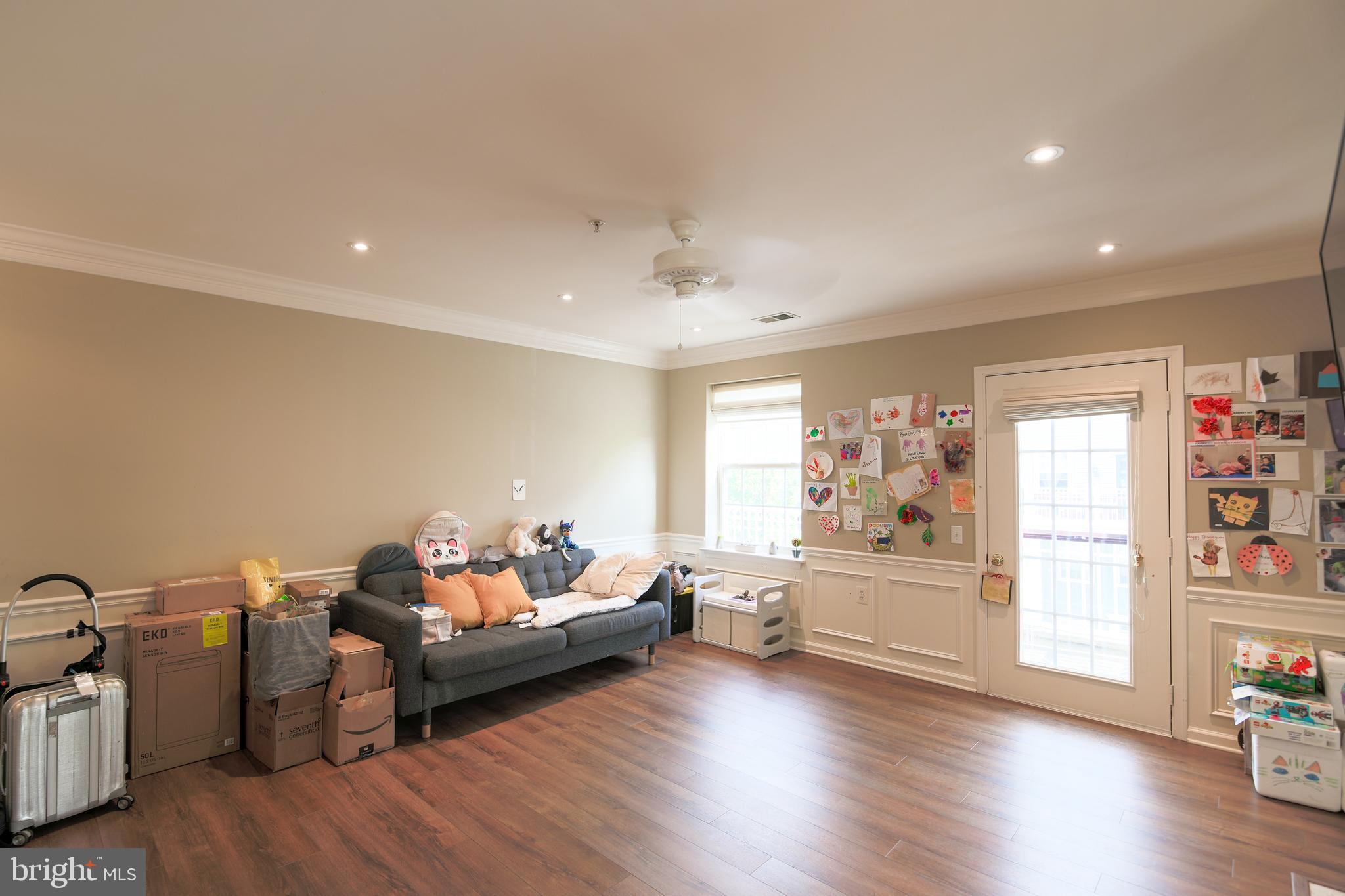 OLD TOWN VILLAGE - Residential Lease