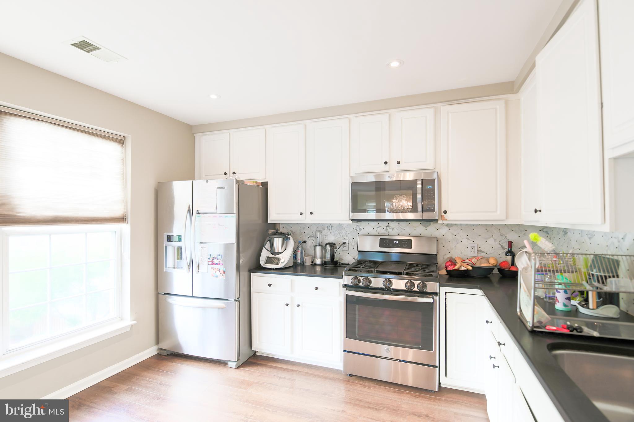 OLD TOWN VILLAGE - Residential Lease