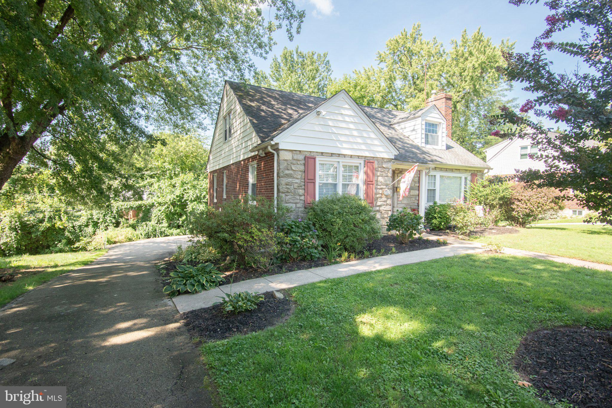 102 N DREXEL AVENUE