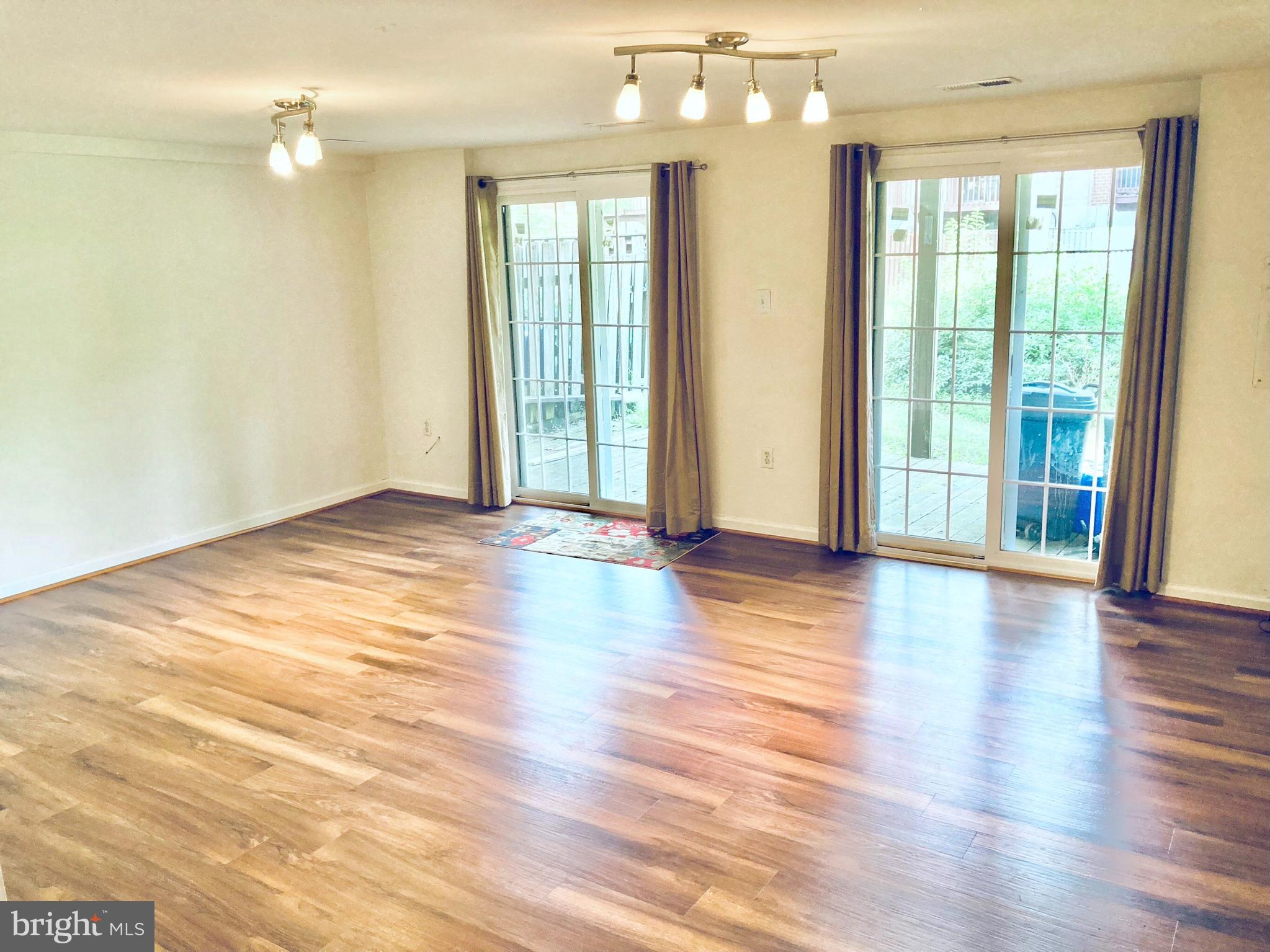 SWAN POINT - Residential