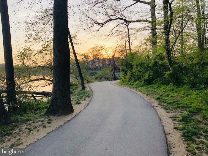 SWAN POINT - Residential