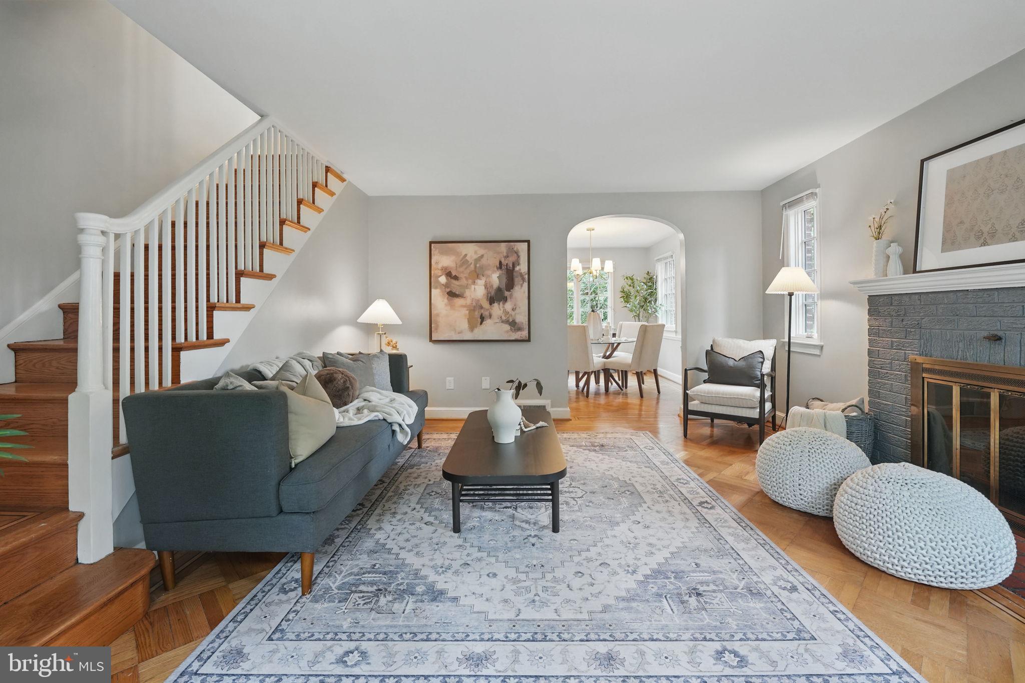 711 AVON PLACE