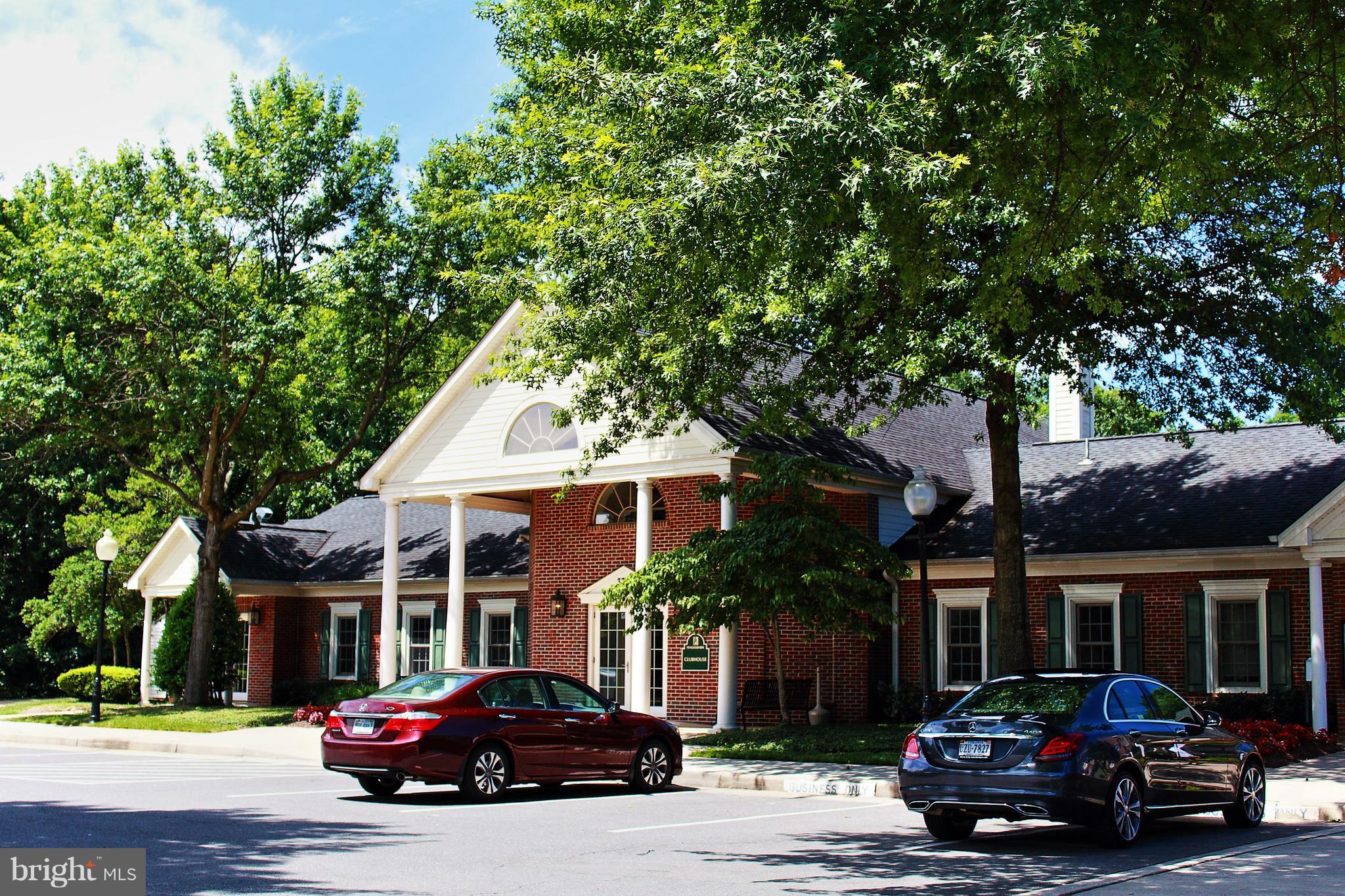 HEIGHTS AT PENDERBROOK - Residential