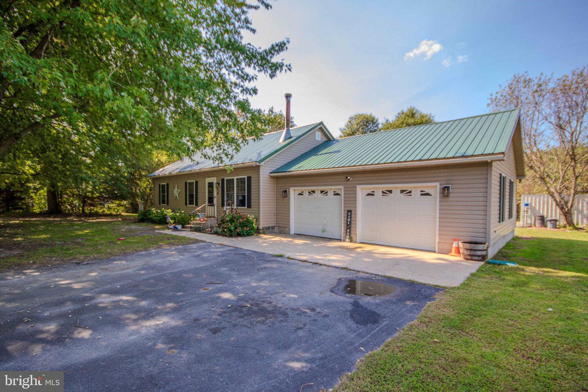 404 S MEMORIAL DRIVE