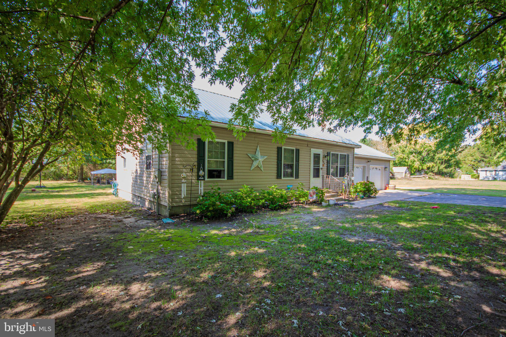 404 S MEMORIAL DRIVE