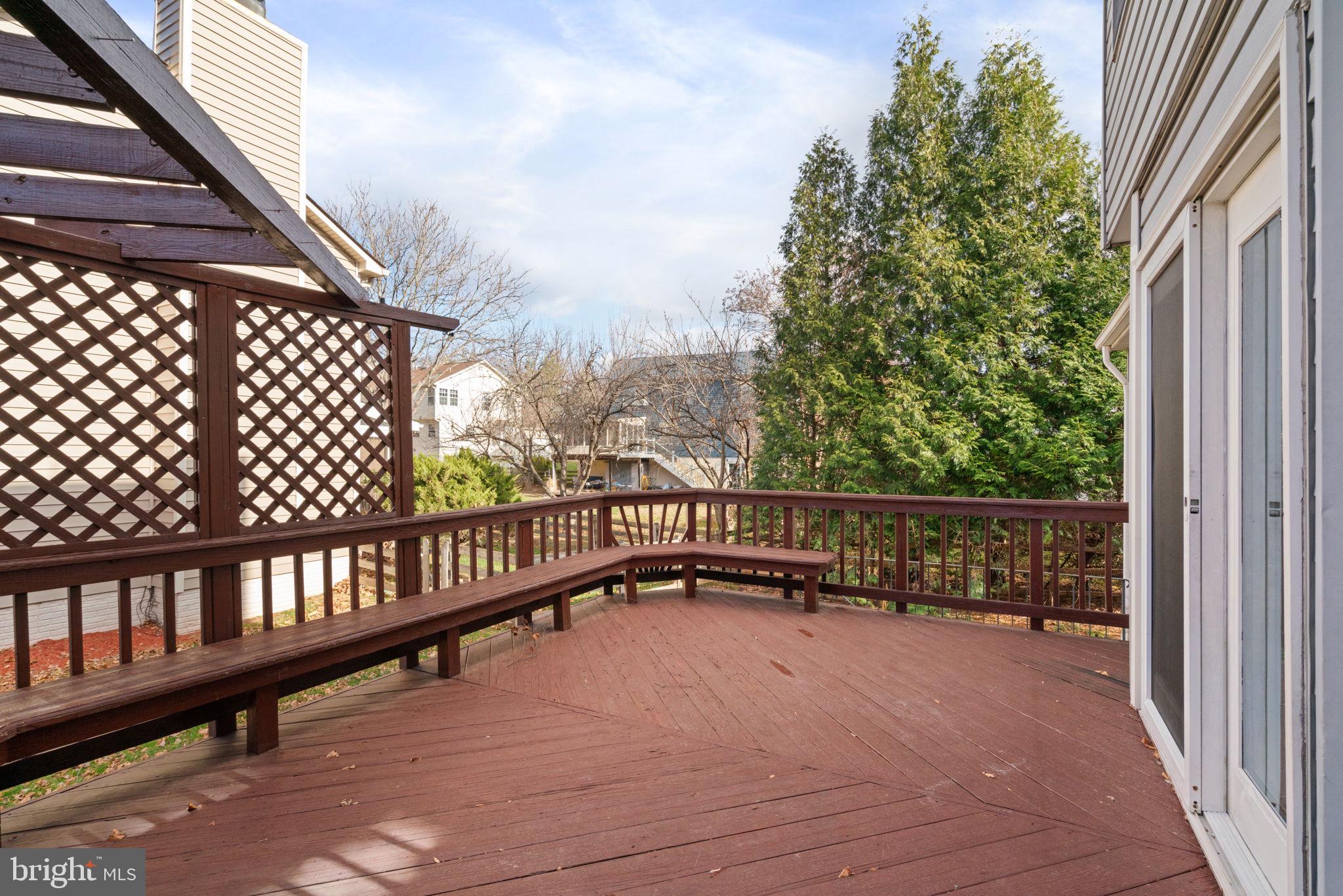 POTOMAC LAKES - Residential