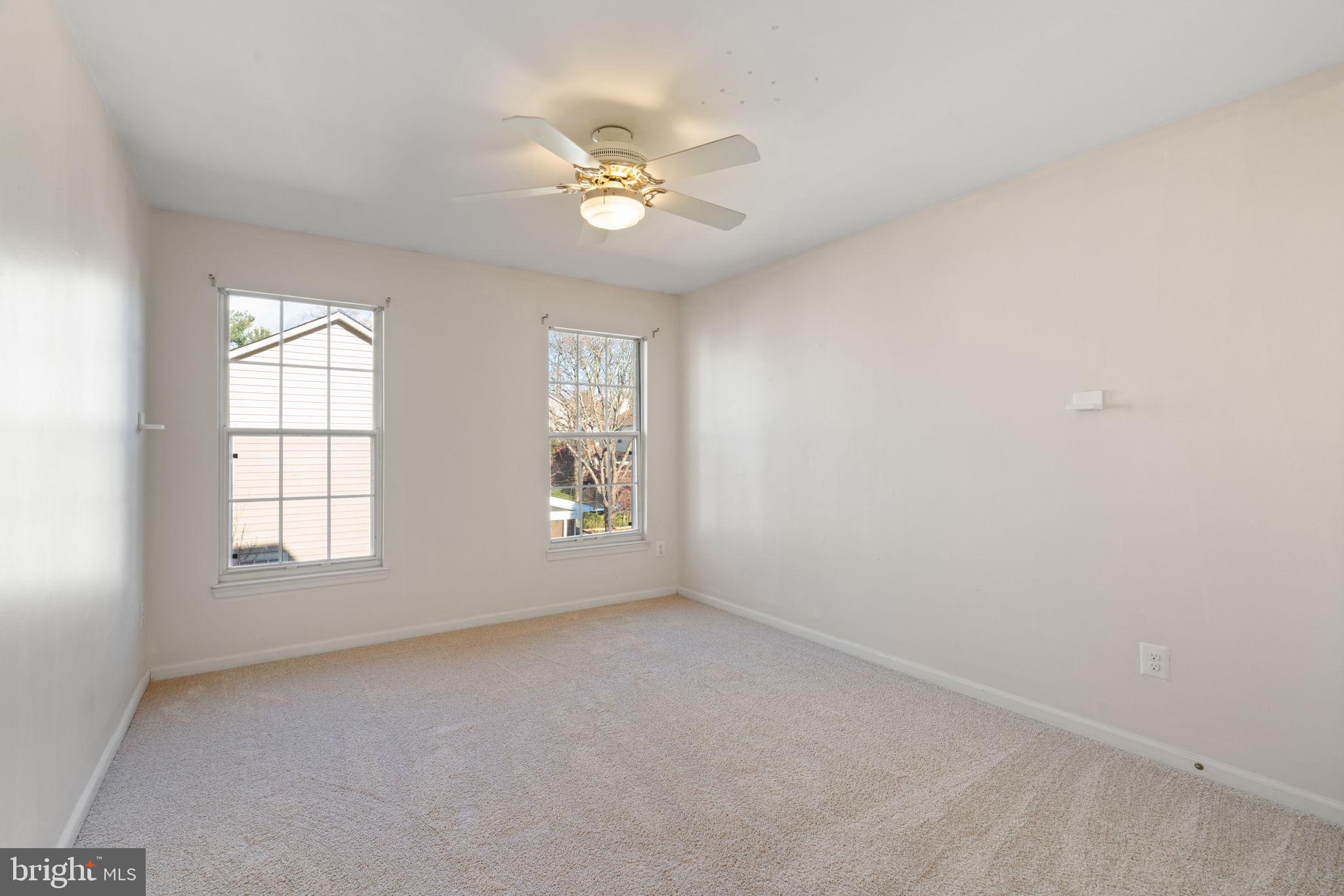 POTOMAC LAKES - Residential