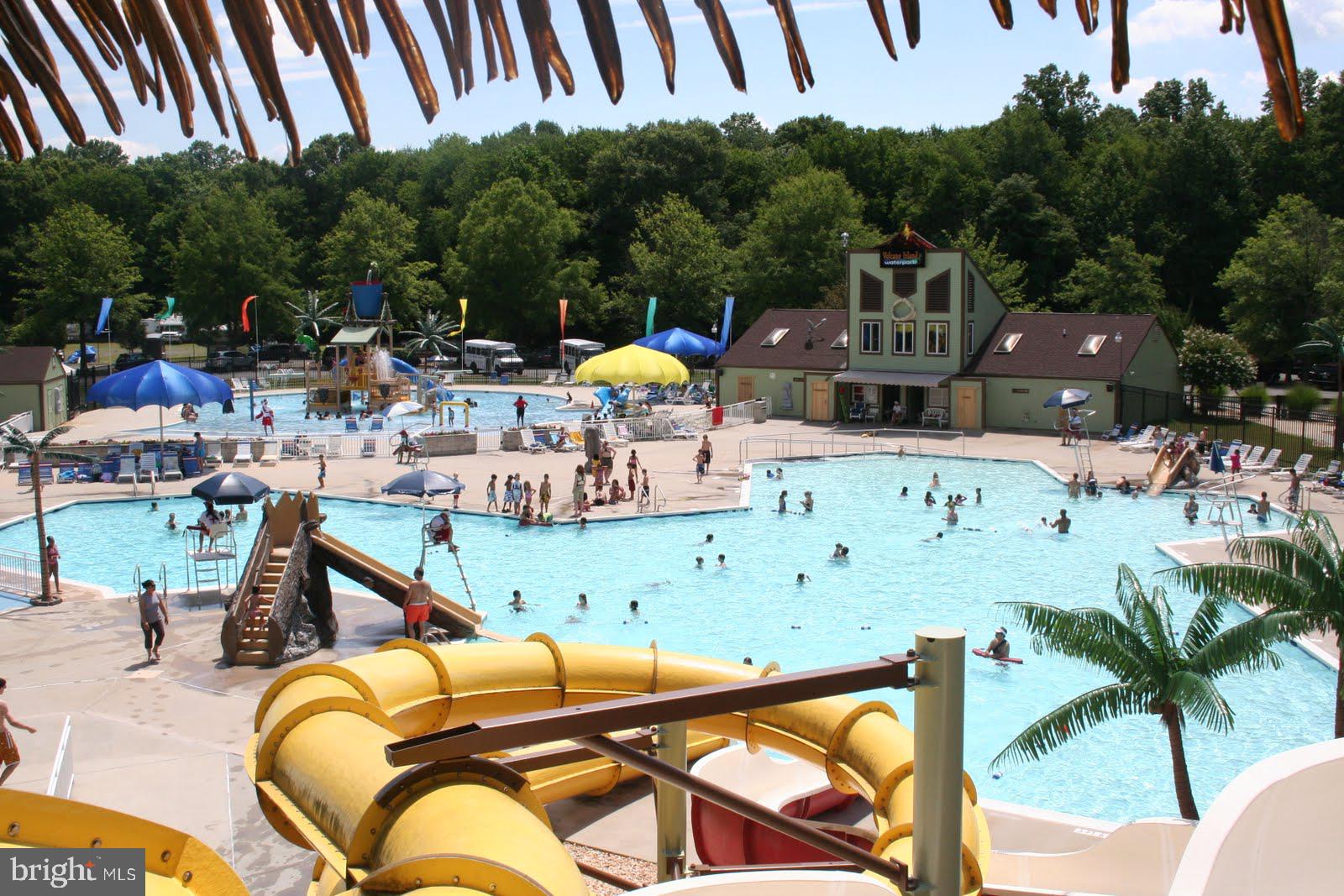 POTOMAC LAKES - Residential