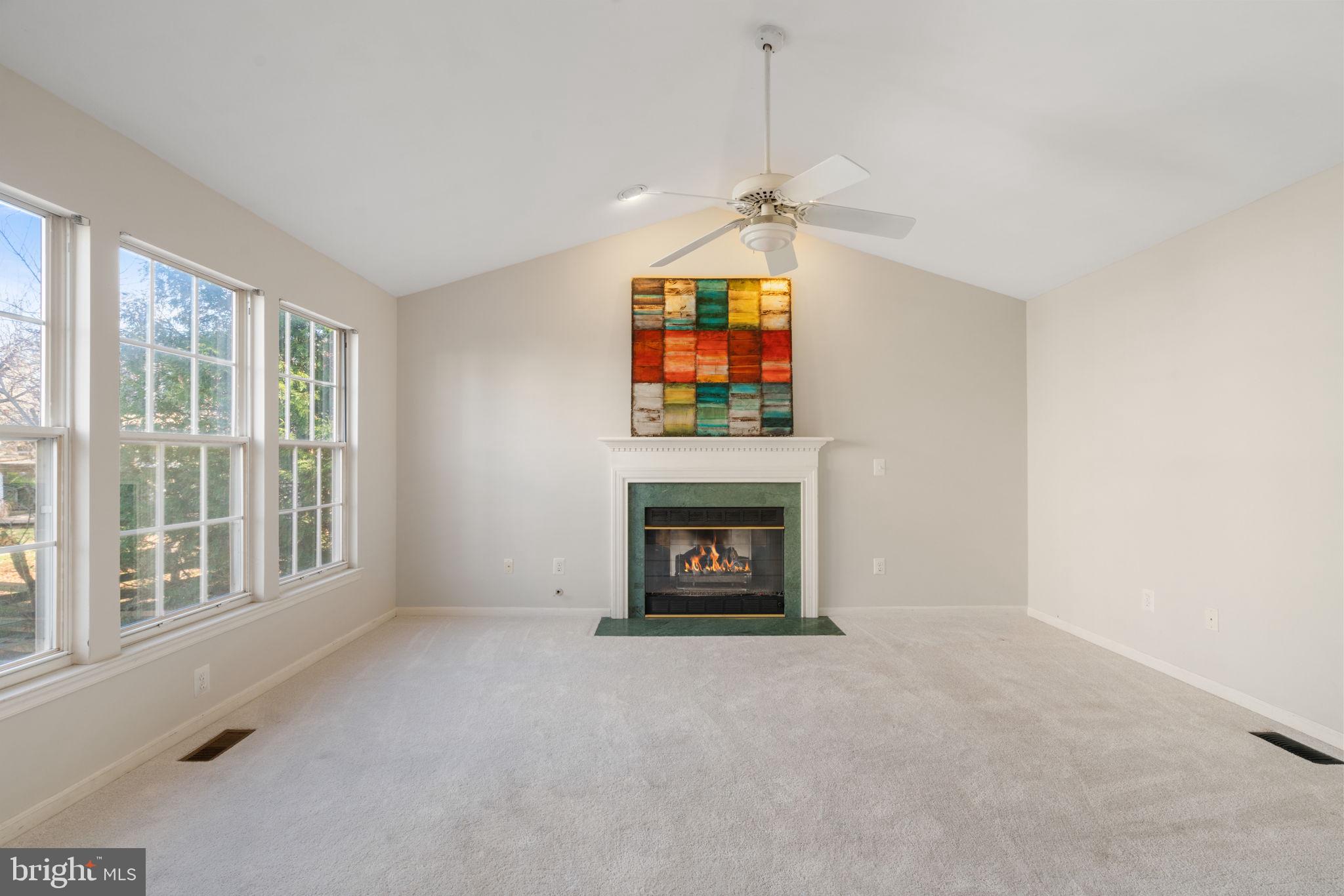 POTOMAC LAKES - Residential