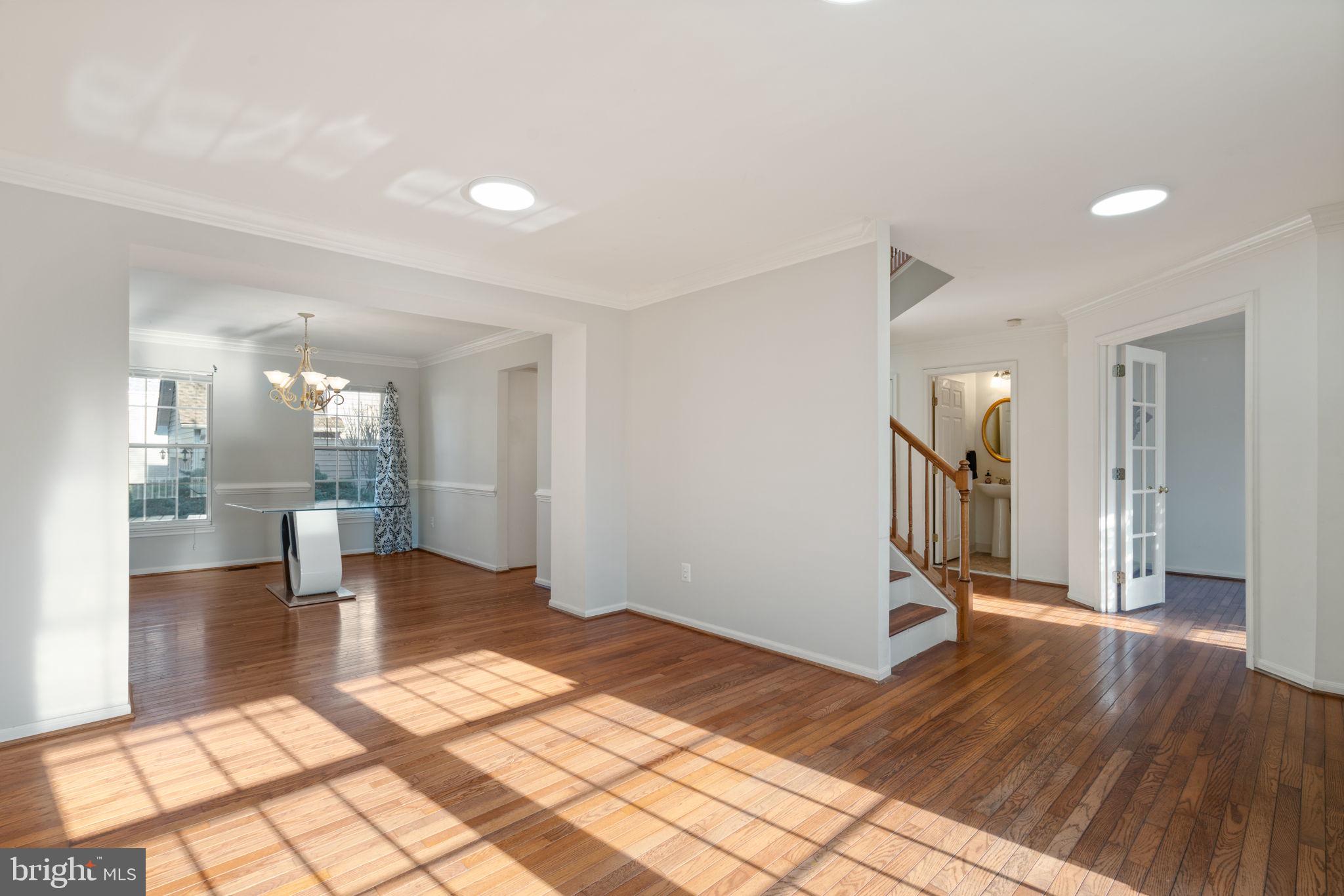 POTOMAC LAKES - Residential