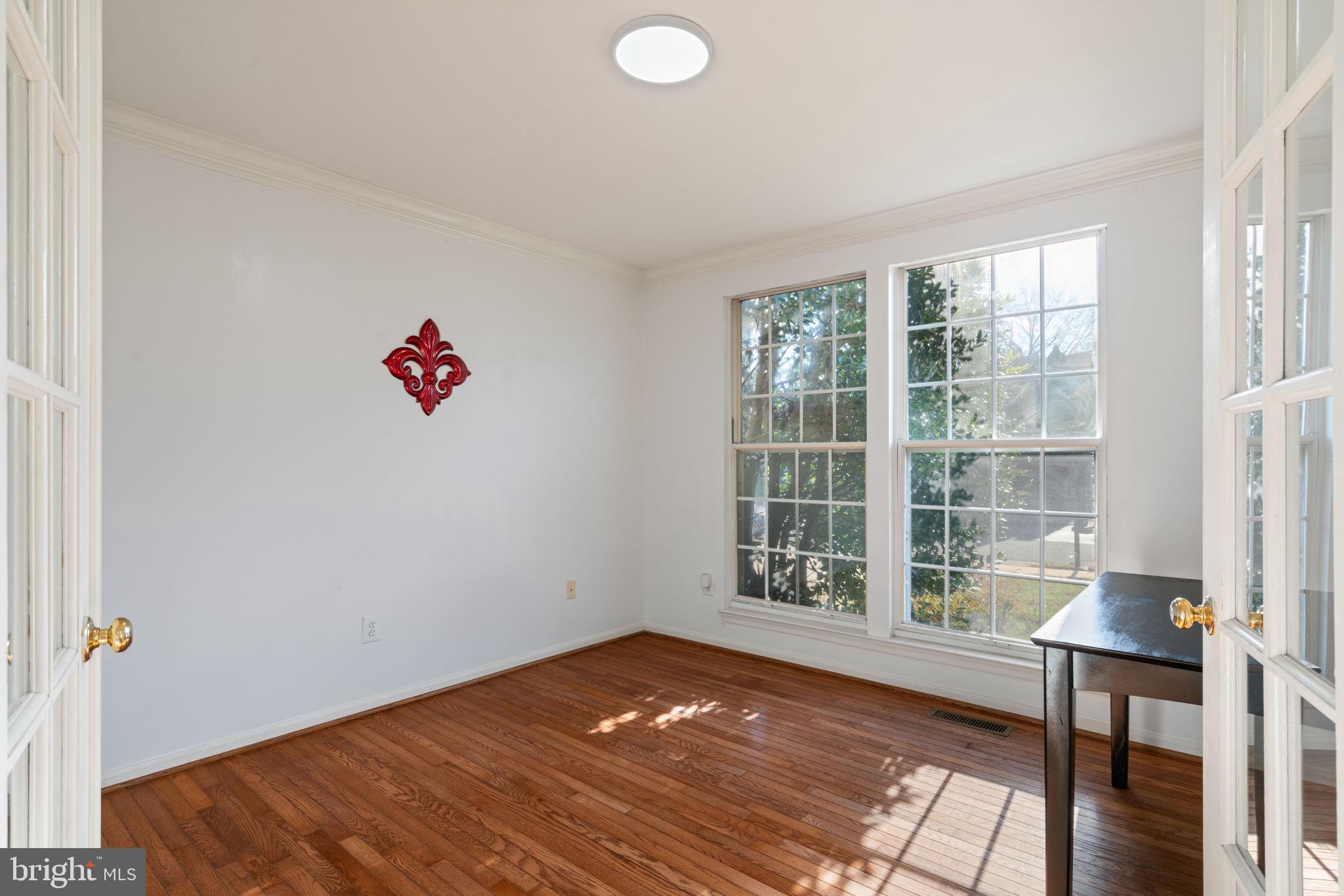 POTOMAC LAKES - Residential