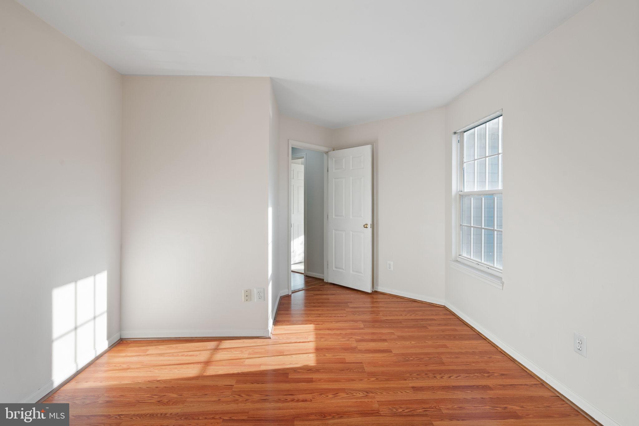 POTOMAC LAKES - Residential