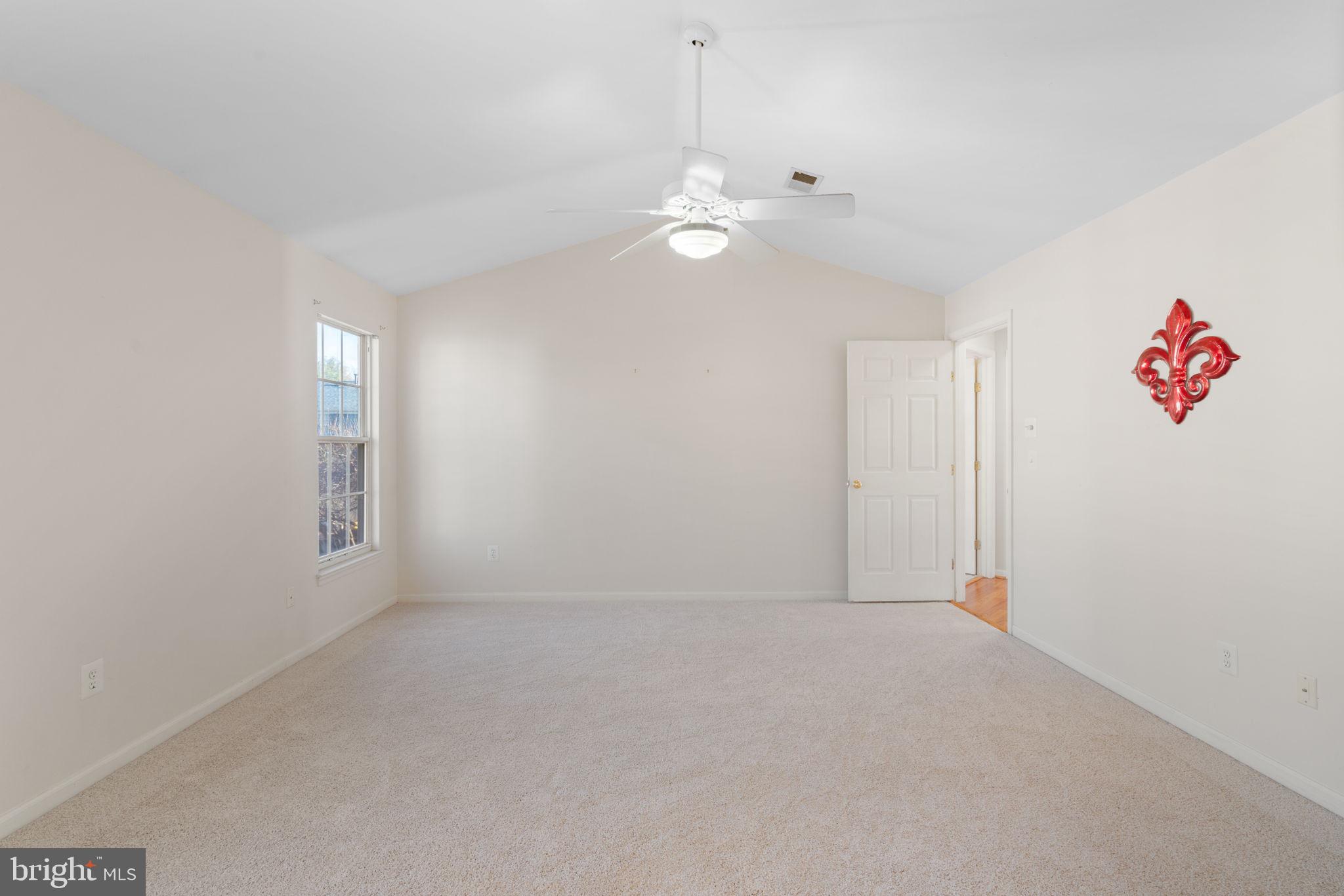 POTOMAC LAKES - Residential