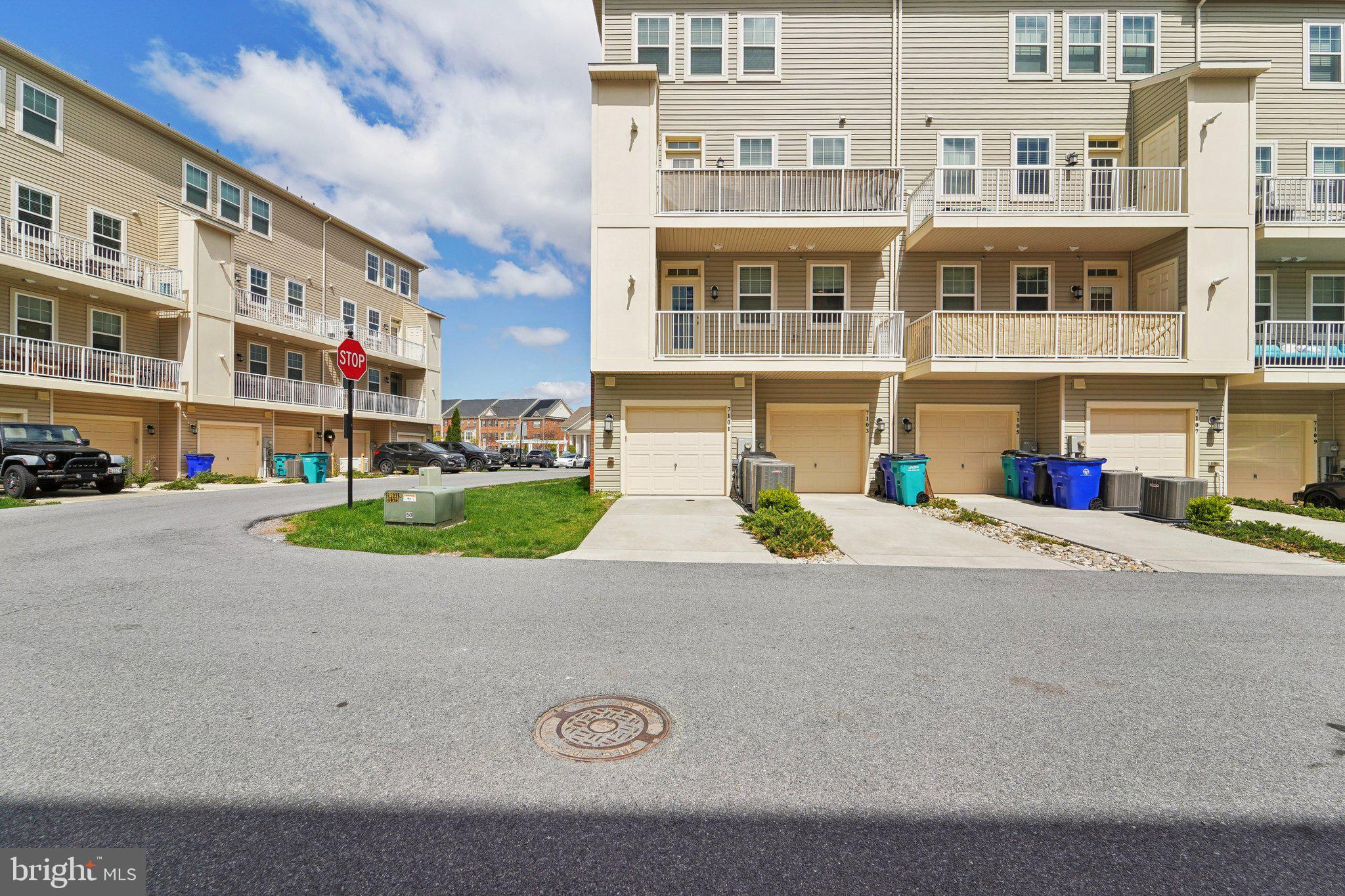 WESTVIEW SOUTH - Residential Lease