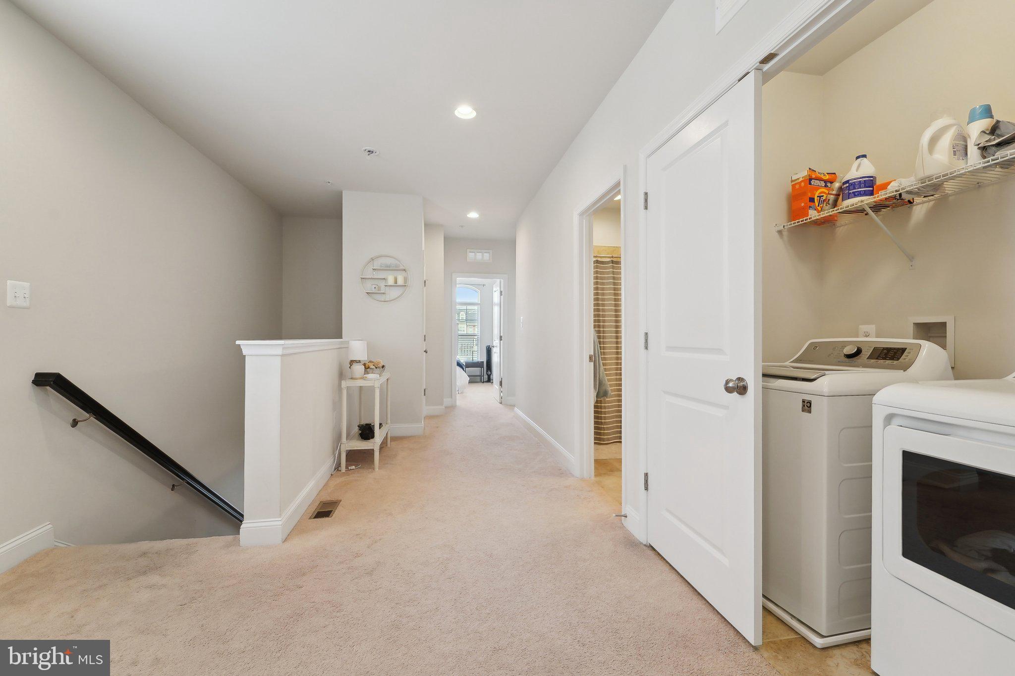 WESTVIEW SOUTH - Residential Lease