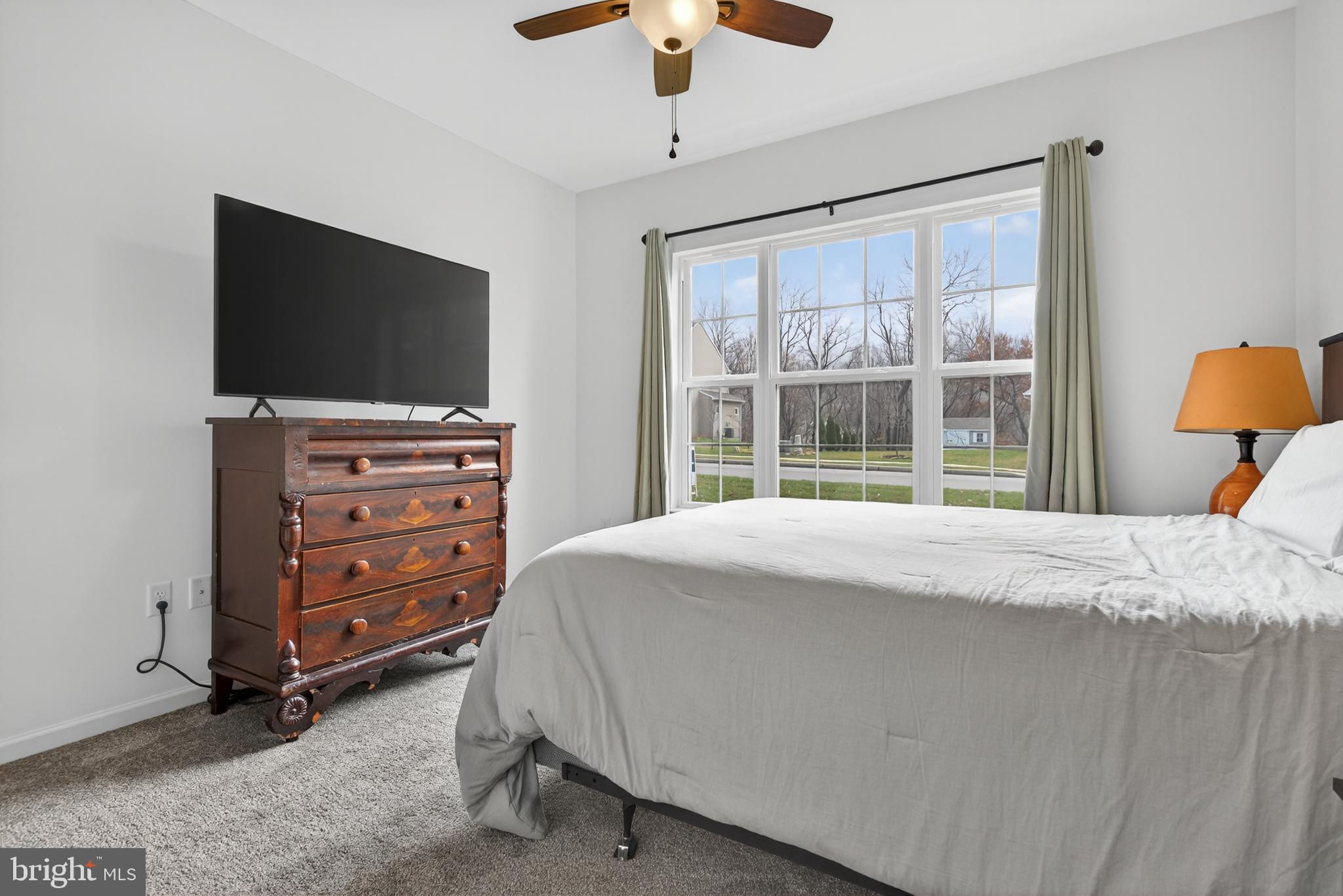 ROCKVILLE ESTATES - Residential