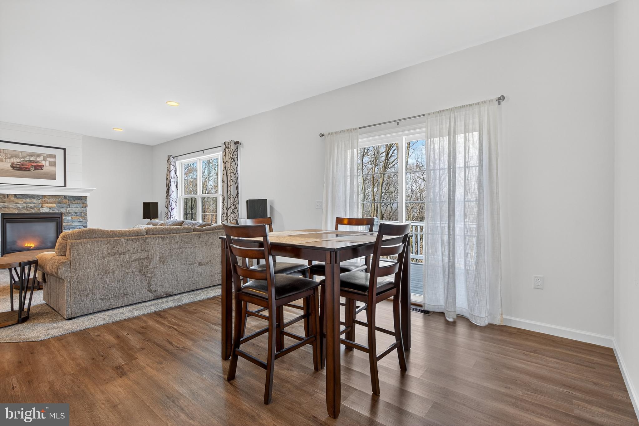 ROCKVILLE ESTATES - Residential