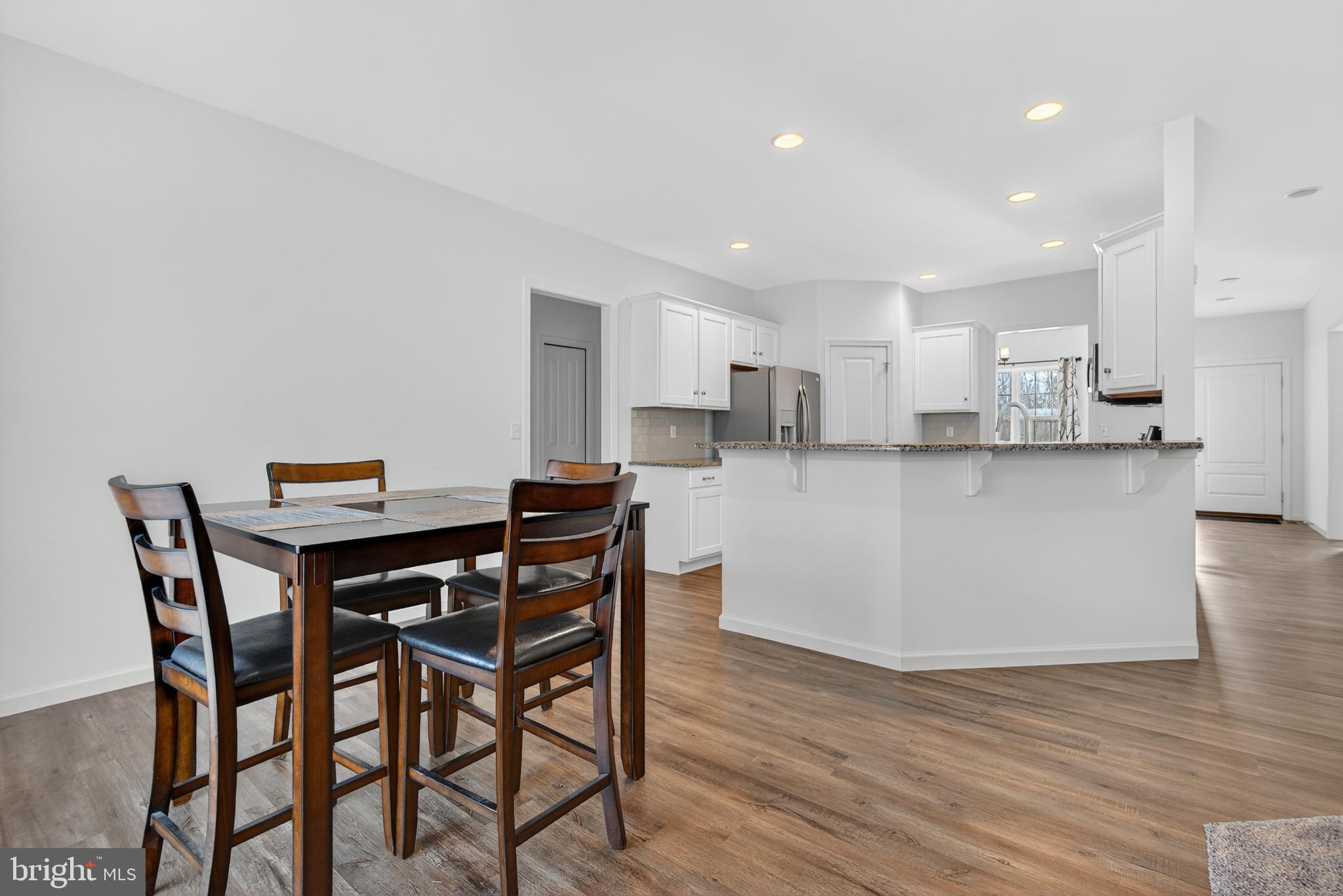 ROCKVILLE ESTATES - Residential