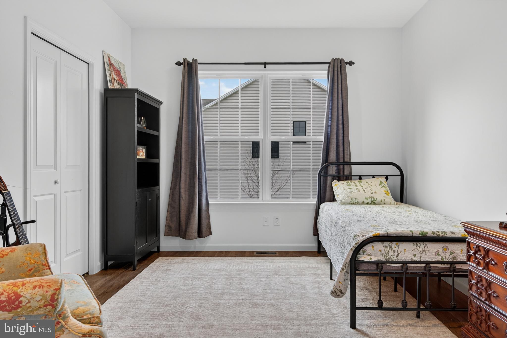 ROCKVILLE ESTATES - Residential