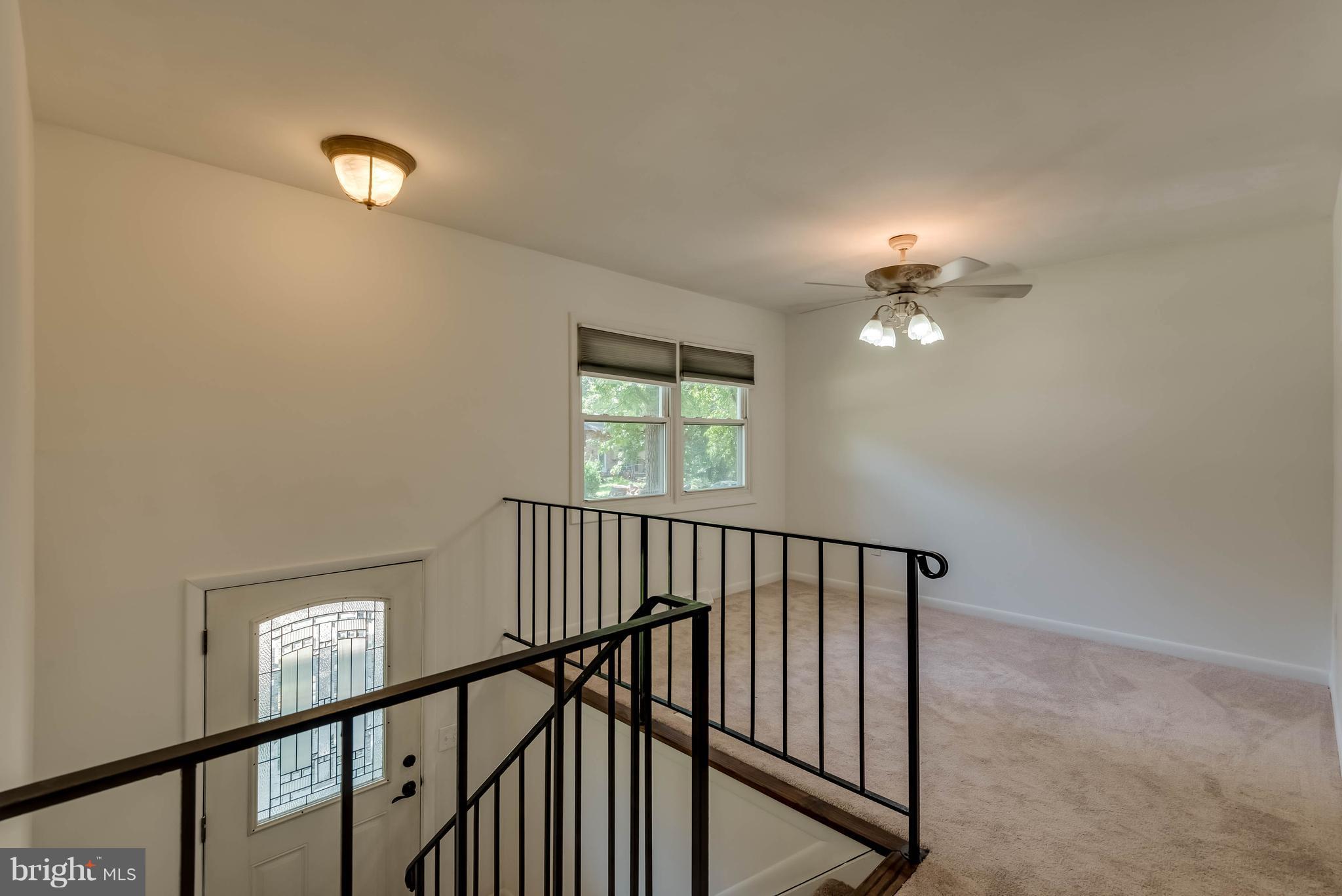 SUNRISE BEACH - Residential