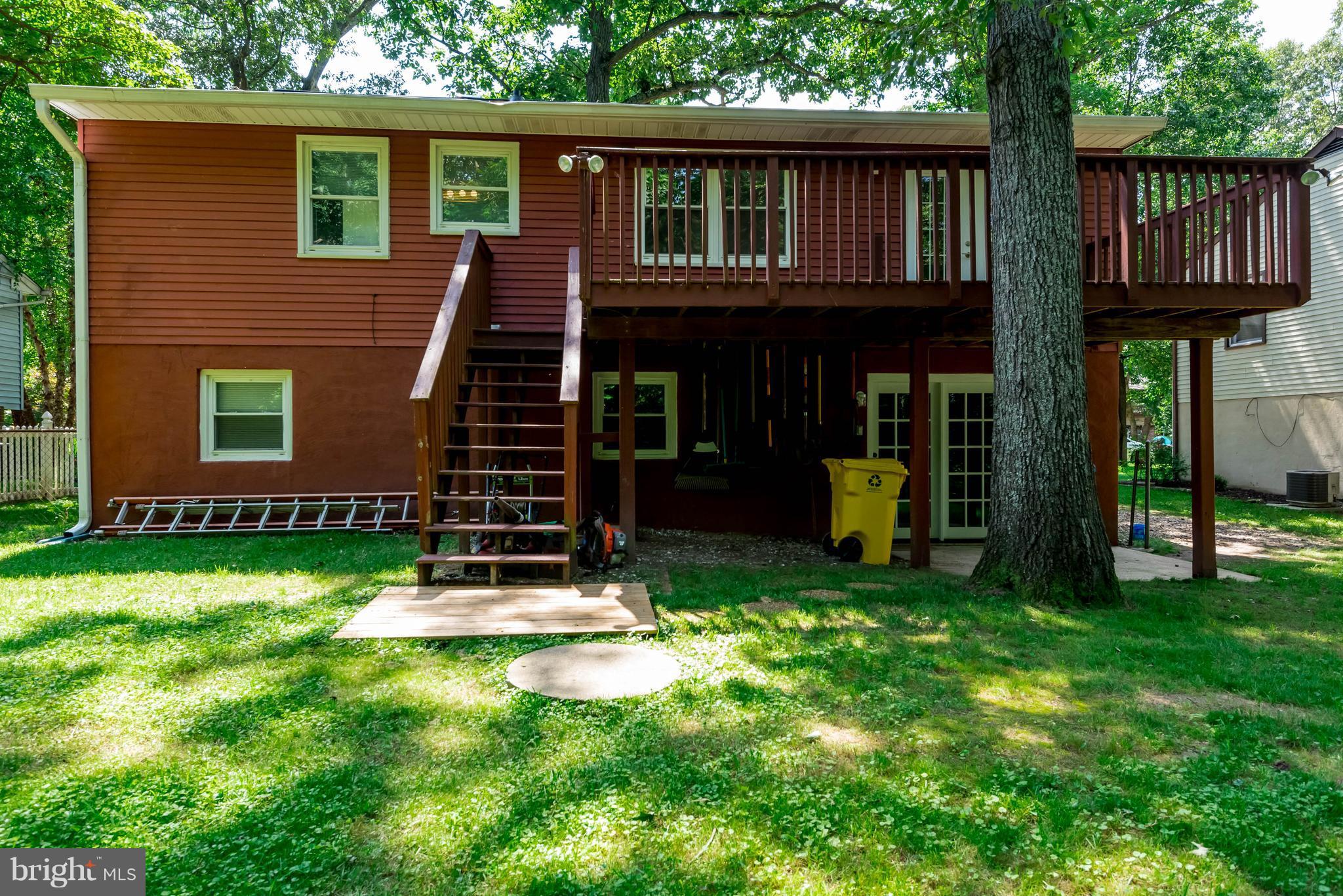 SUNRISE BEACH - Residential