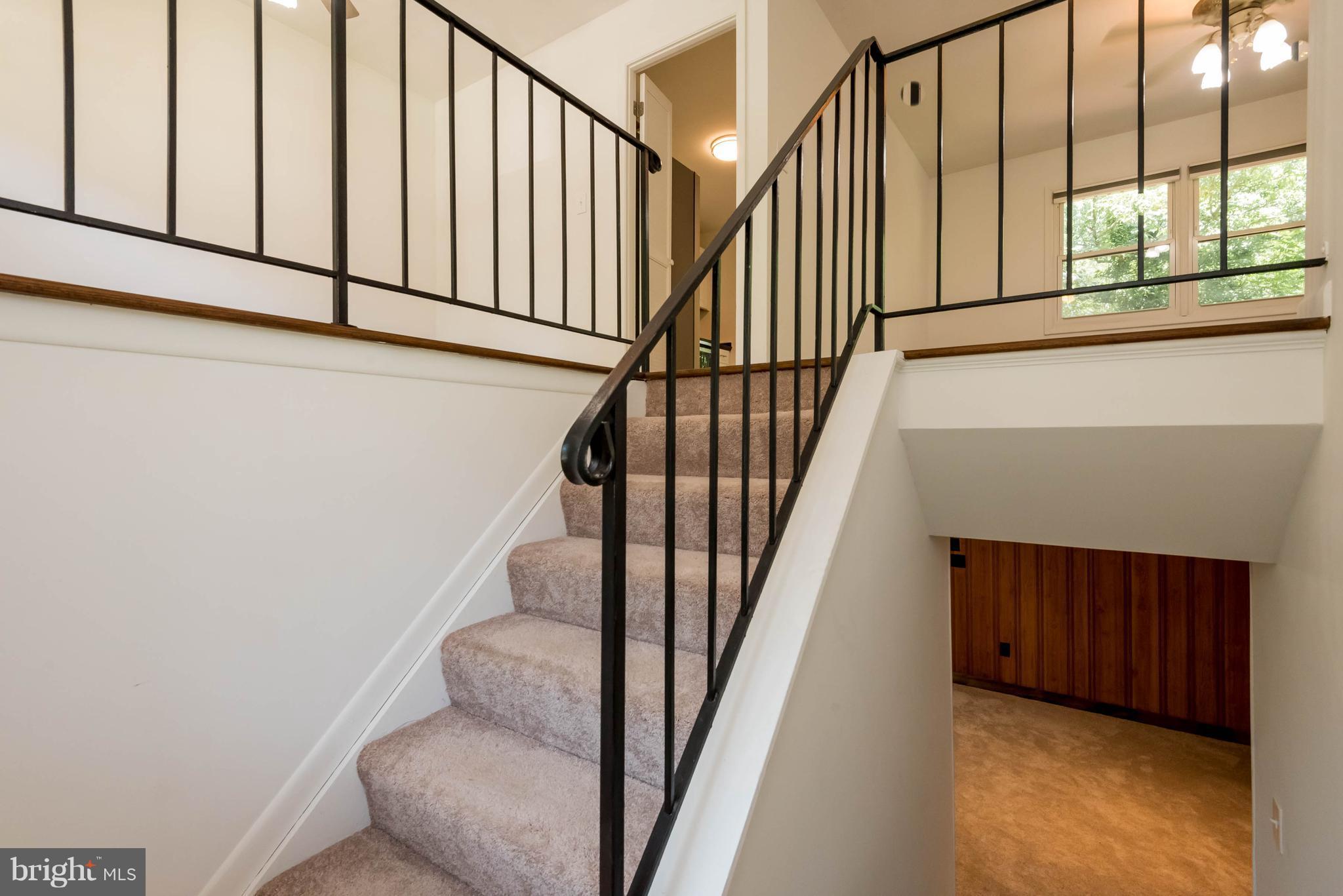 SUNRISE BEACH - Residential