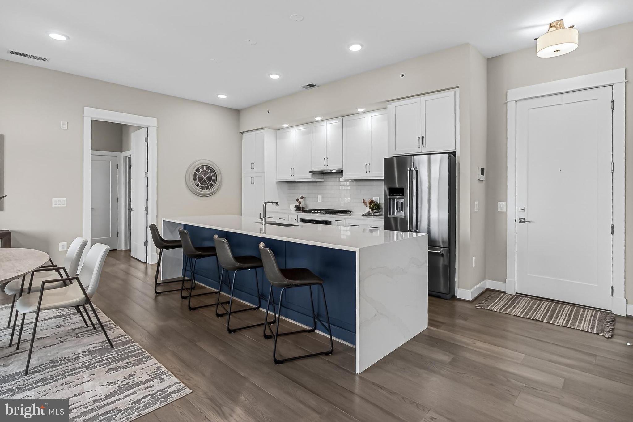 KING STREET STATION CONDO - Residential
