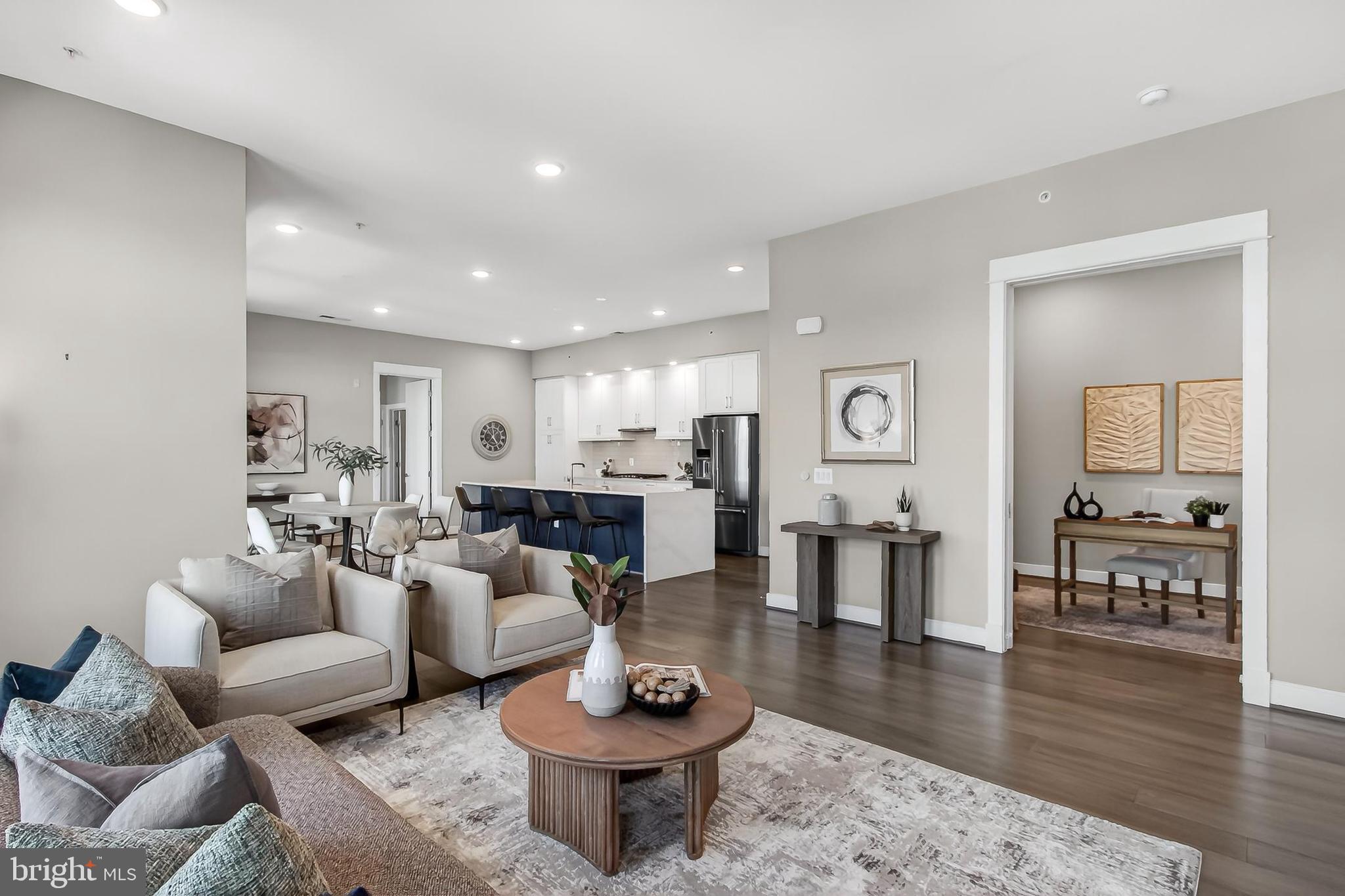 KING STREET STATION CONDO - Residential