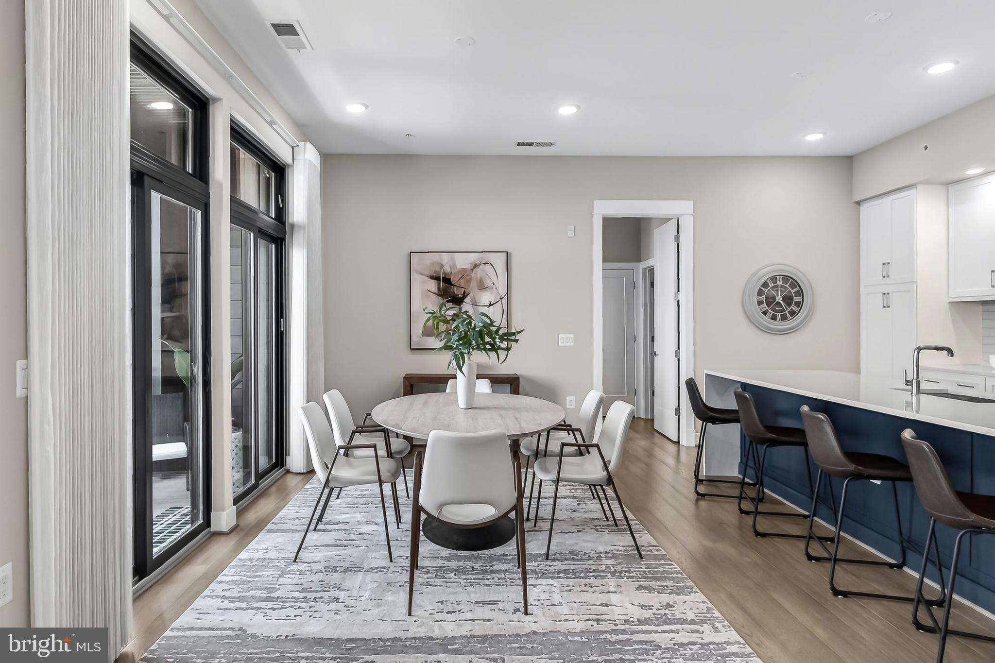 KING STREET STATION CONDO - Residential