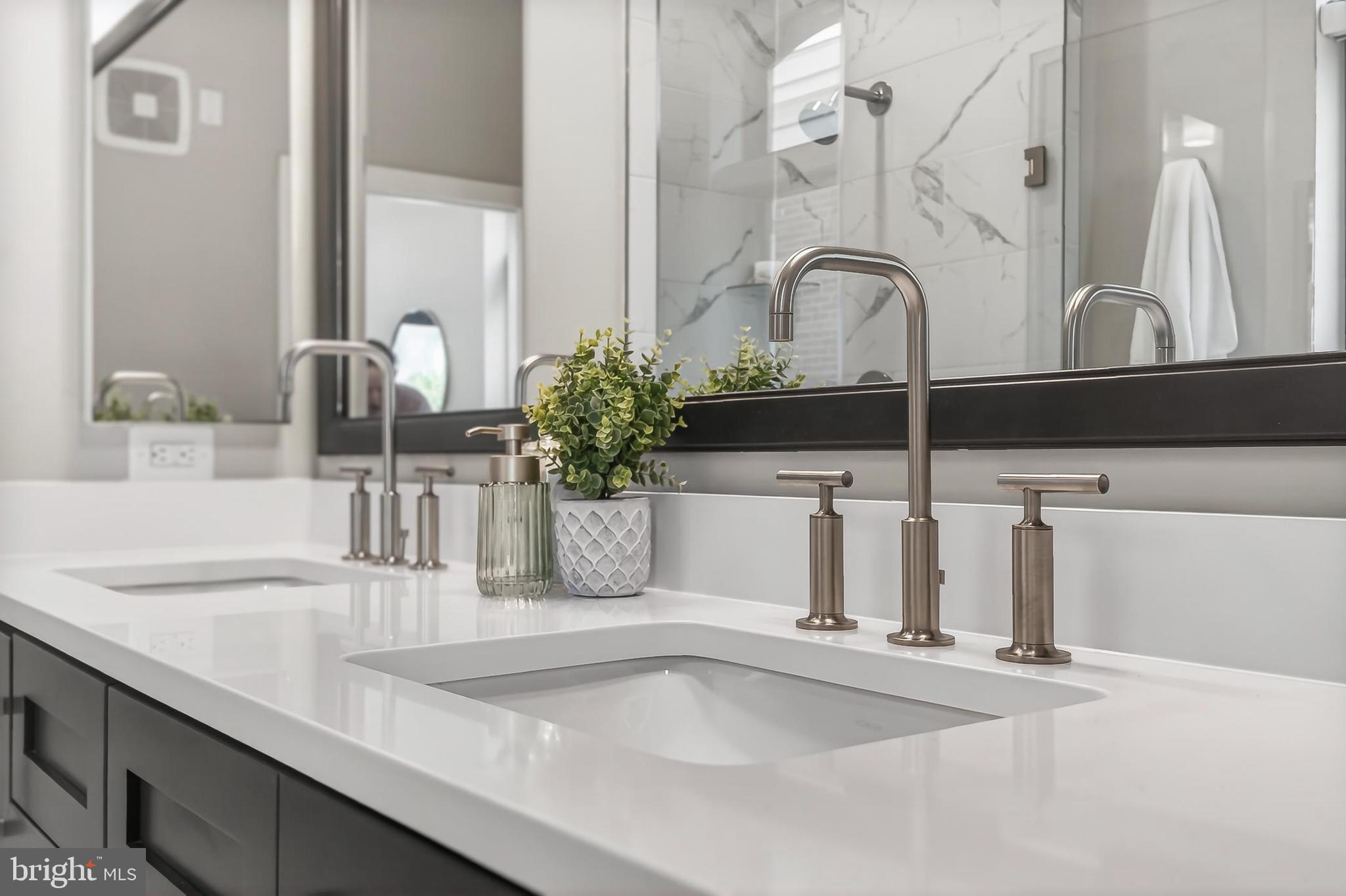 KING STREET STATION CONDO - Residential