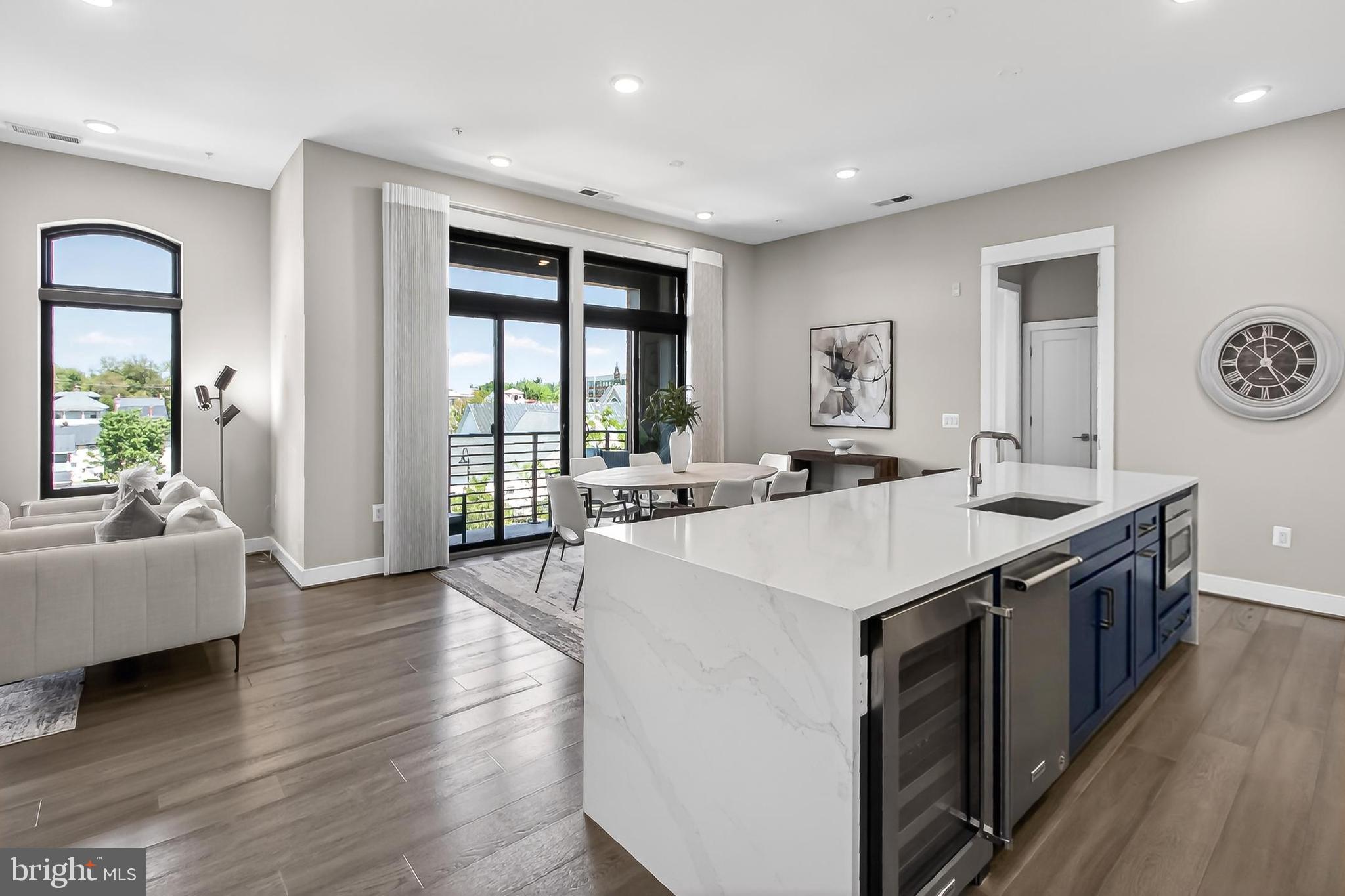 KING STREET STATION CONDO - Residential