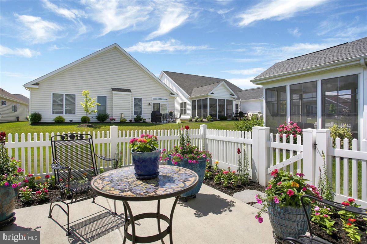 TRADITIONS OF AMERICA AT SILVER SPRING - Residential