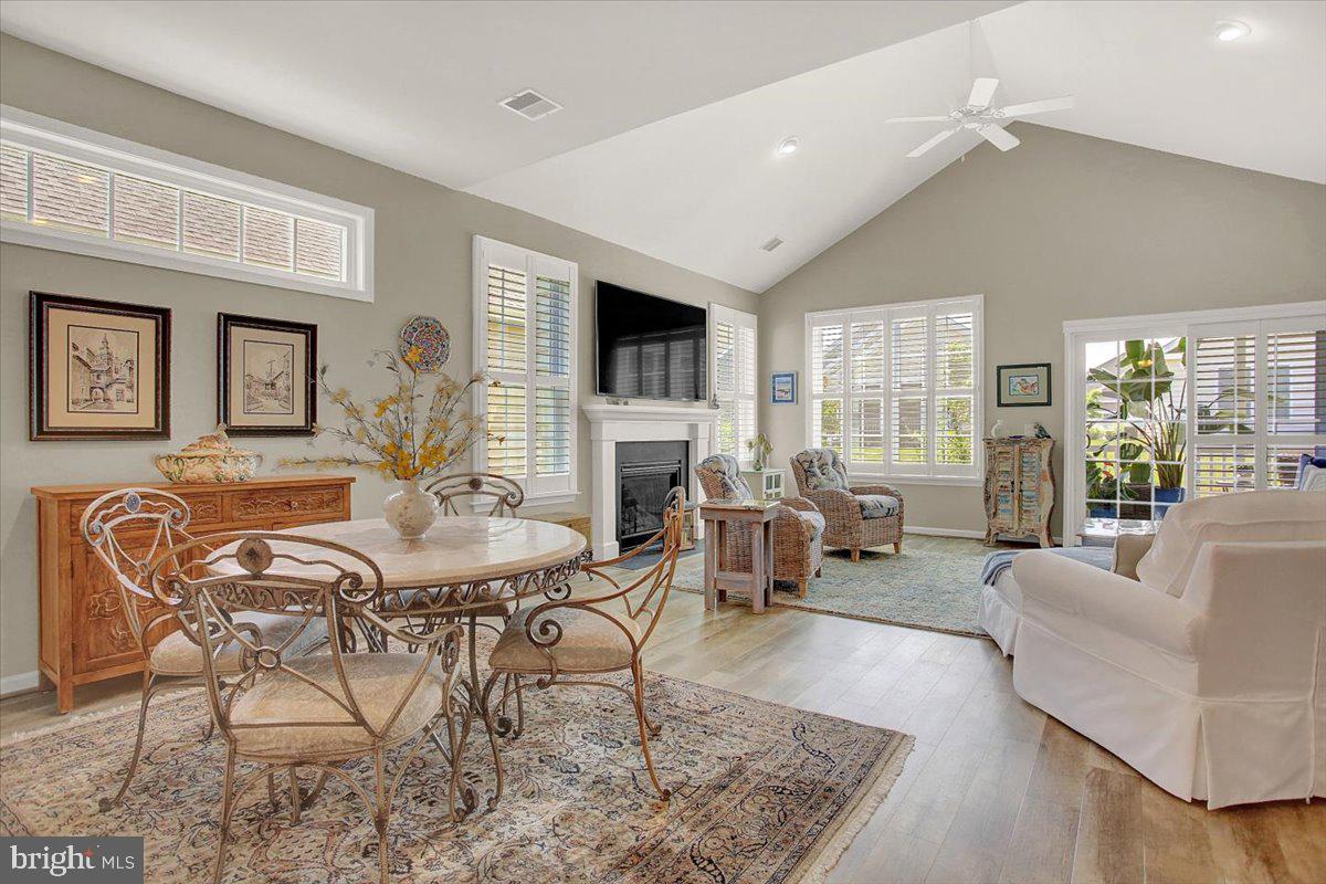 TRADITIONS OF AMERICA AT SILVER SPRING - Residential