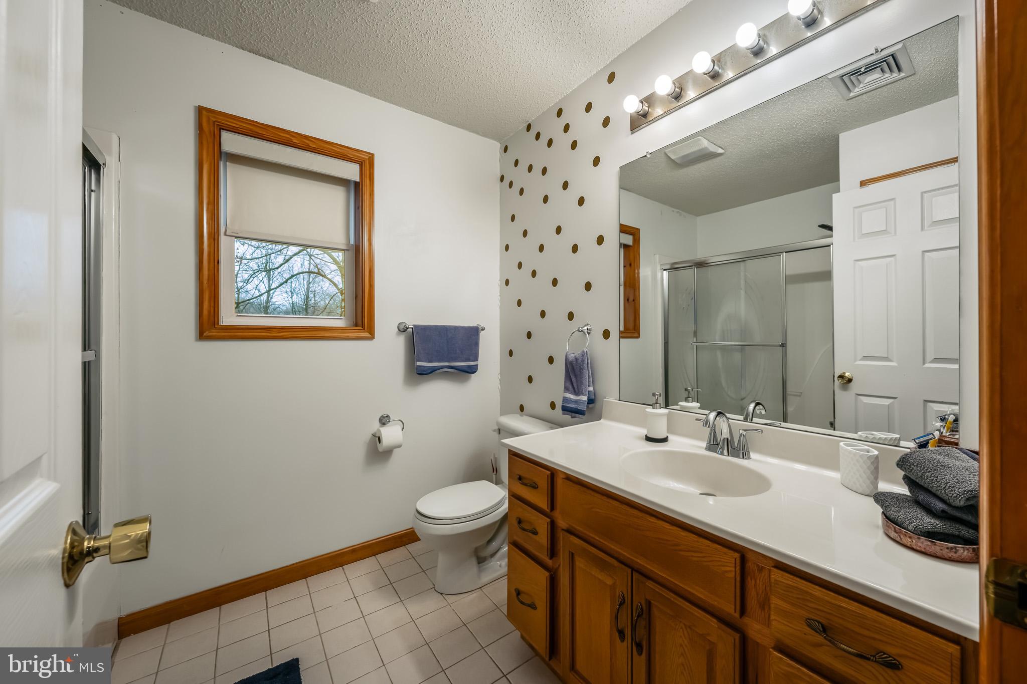 POCONO FARMS EAST - Residential