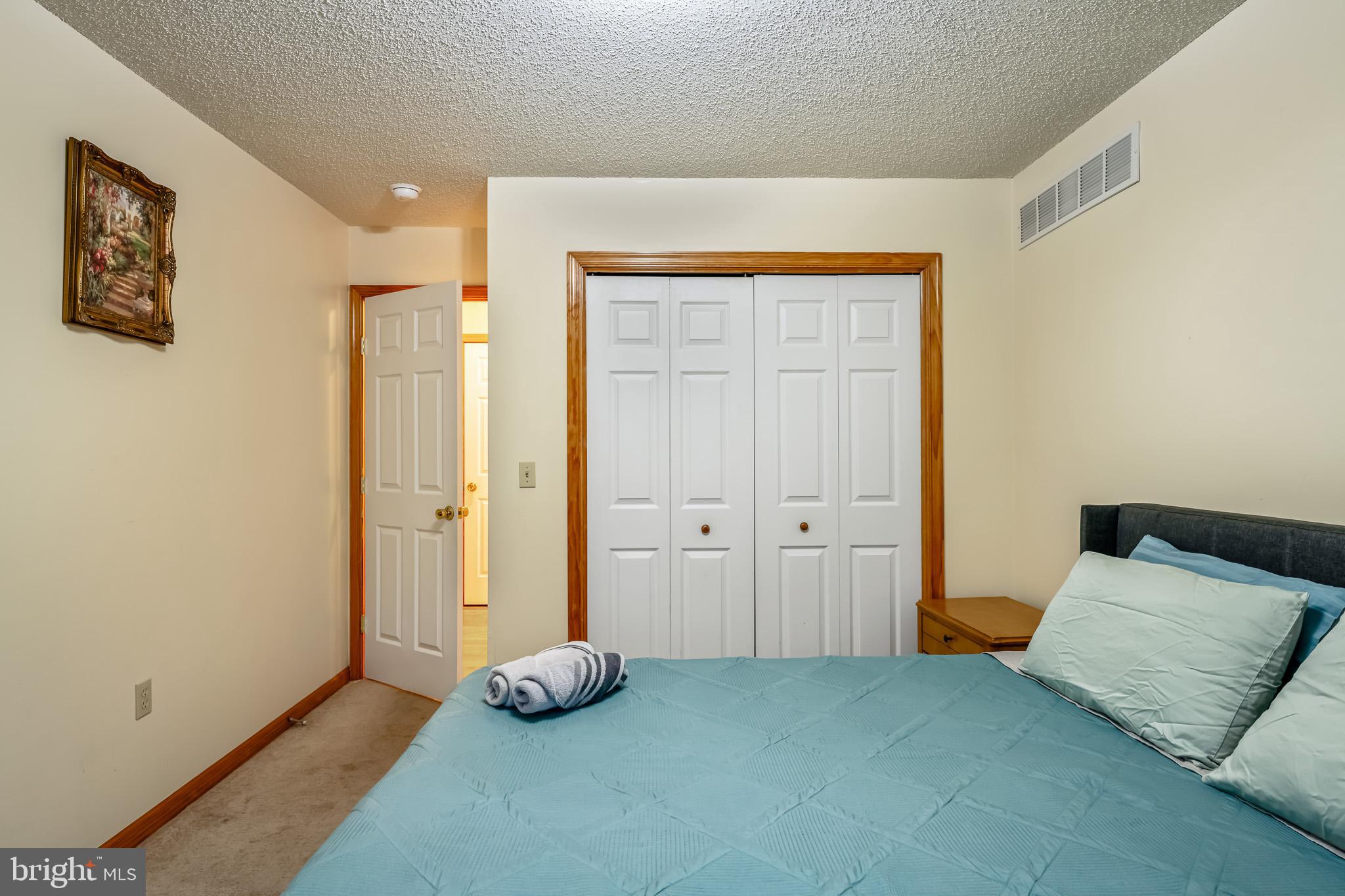 POCONO FARMS EAST - Residential