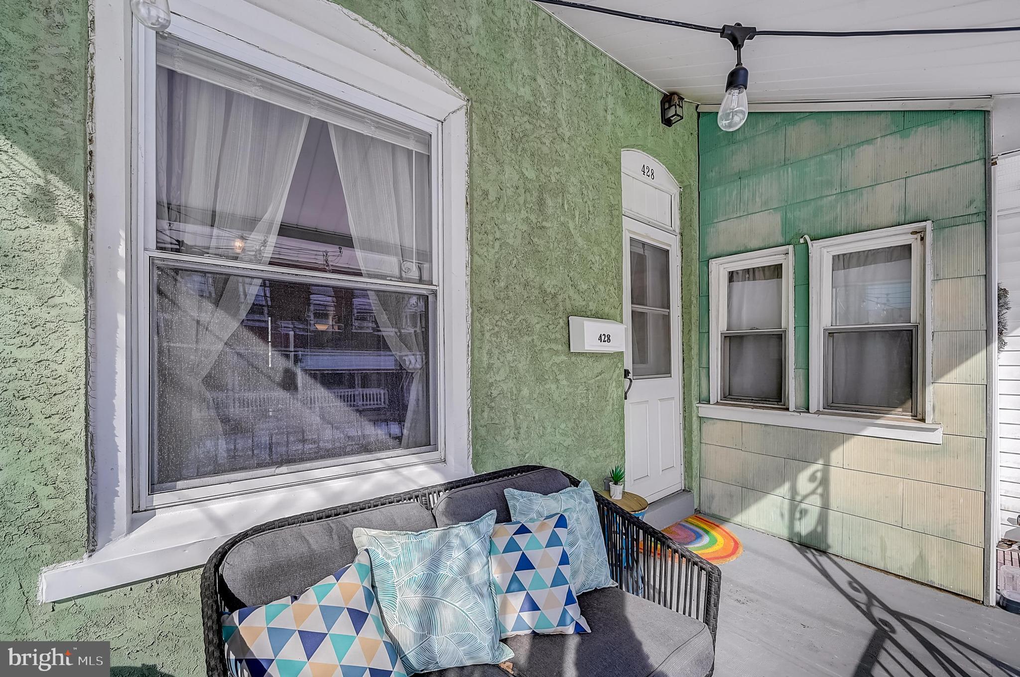 LANSDALE - Residential