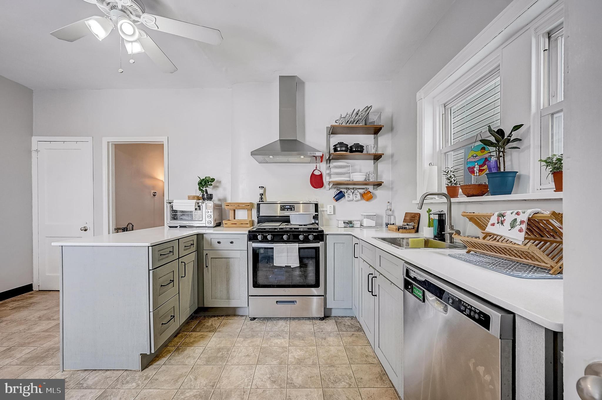 LANSDALE - Residential